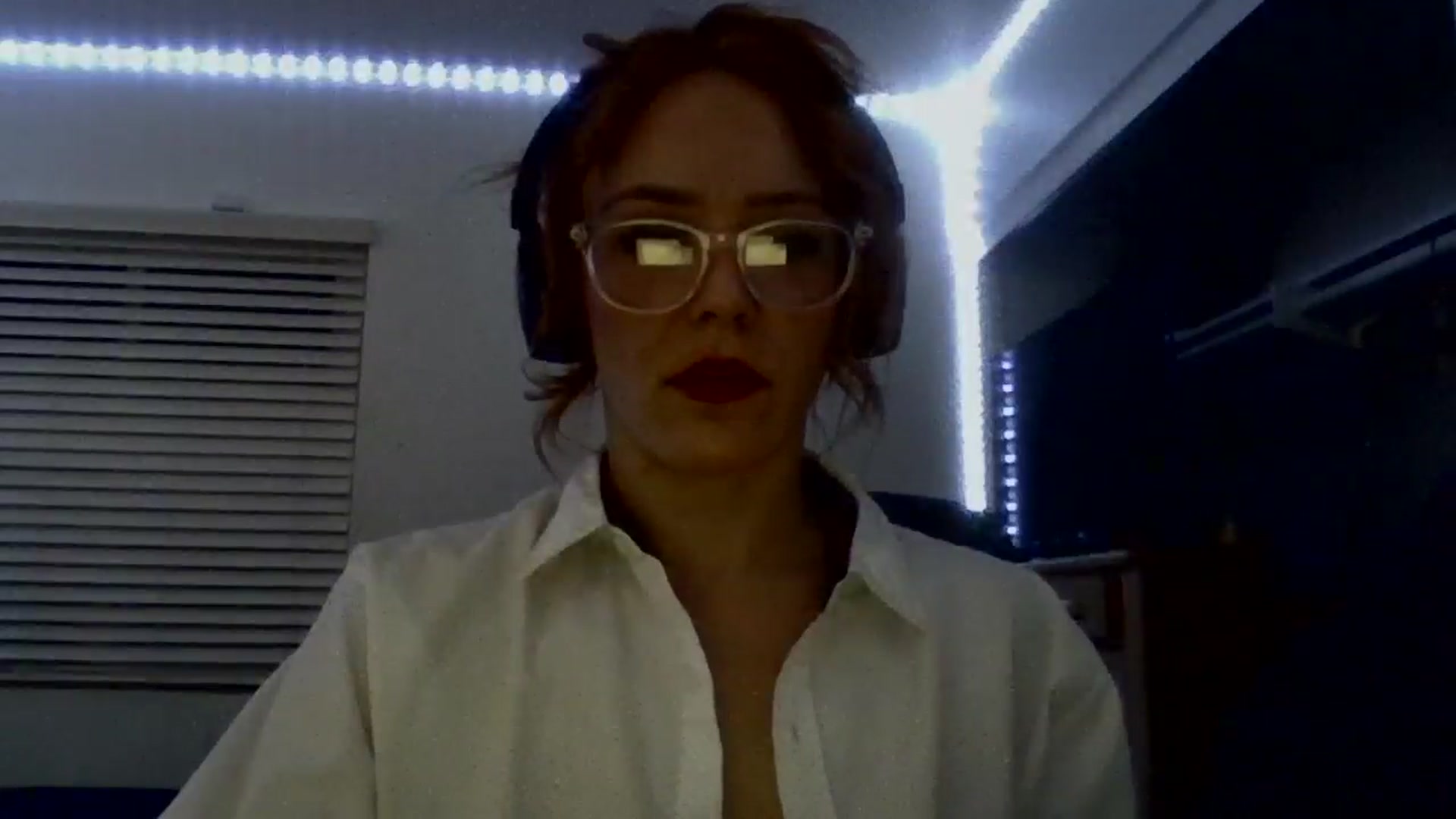 Gallery image thumbnail from KallieArches's myfreecams stream on, 11/08/2024, 10:28 image 18 of 20