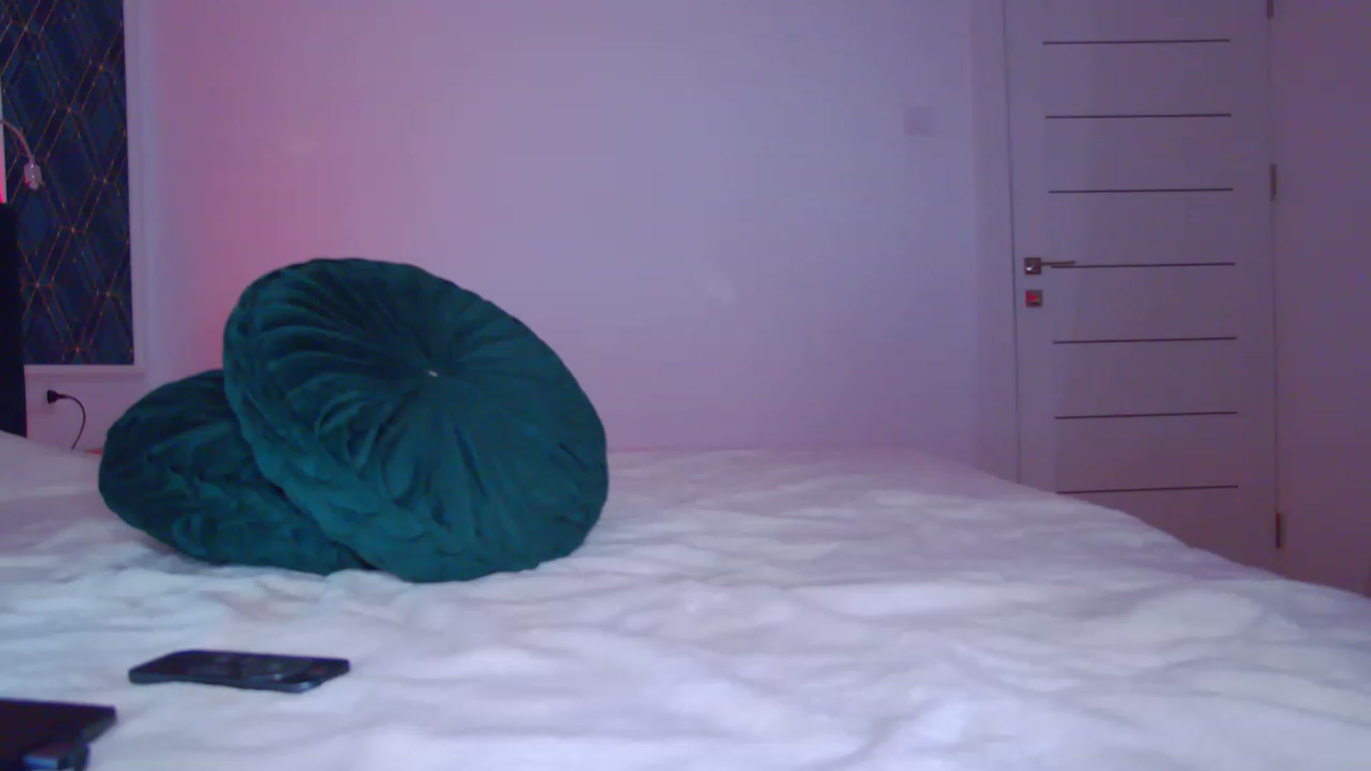 Gallery image thumbnail from KallySya's myfreecams stream on, 11/16/2022, 19:43 image 5 of 20