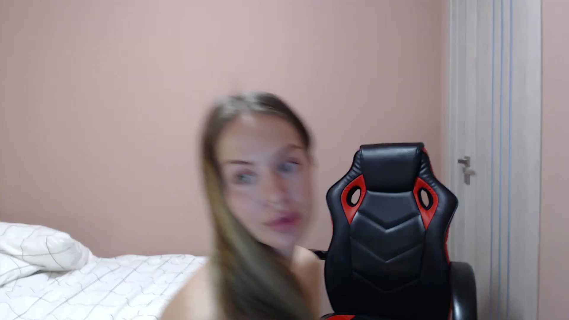 Gallery image thumbnail from KamiShine's myfreecams stream on, 08/18/2024, 10:54 image 3 of 20
