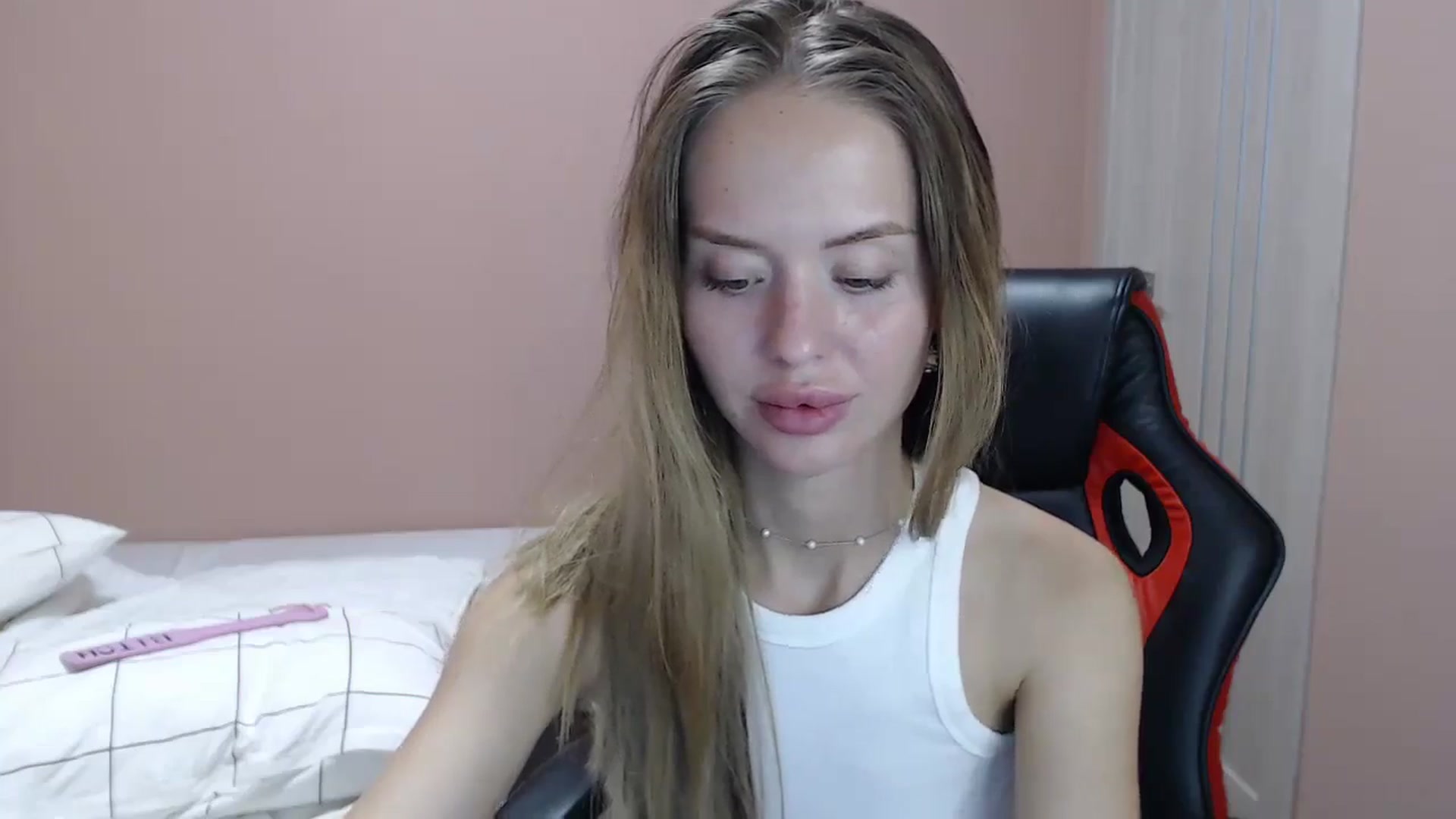 Gallery image thumbnail from KamiShine's myfreecams stream on, 09/03/2024, 12:45 image 13 of 20