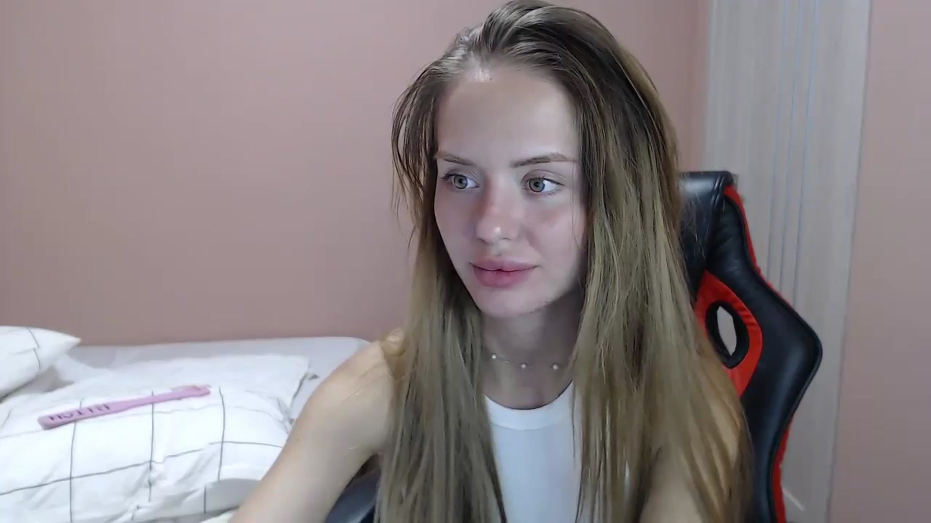 Gallery image thumbnail from KamiShine's myfreecams stream on, 09/03/2024, 12:45 image 15 of 20