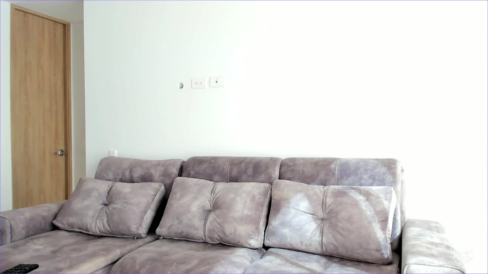 Gallery image thumbnail from KamilaFerrer's myfreecams stream on, 12/02/2022, 20:35 image 5 of 20