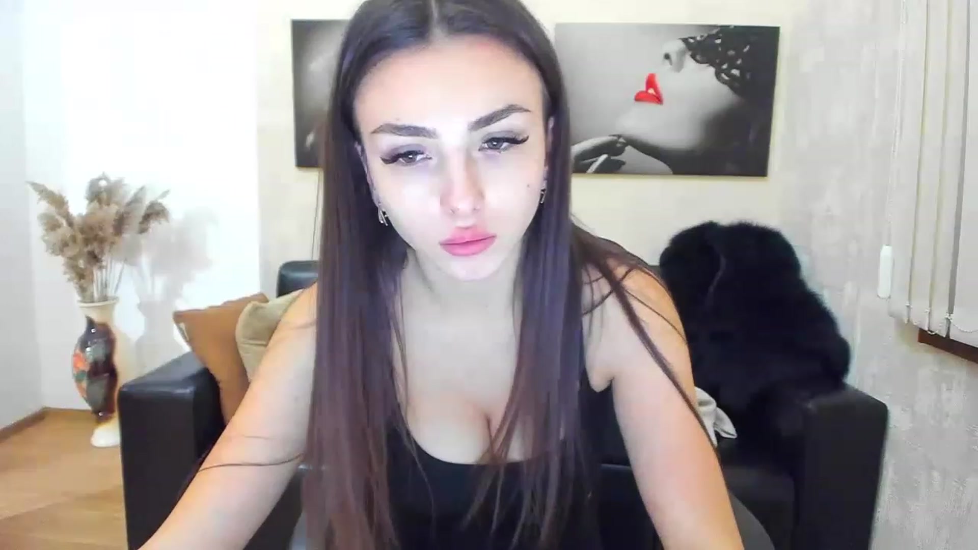 Gallery image thumbnail from Kamila_Rouds's myfreecams stream on, 12/03/2022, 11:42 image 20 of 20