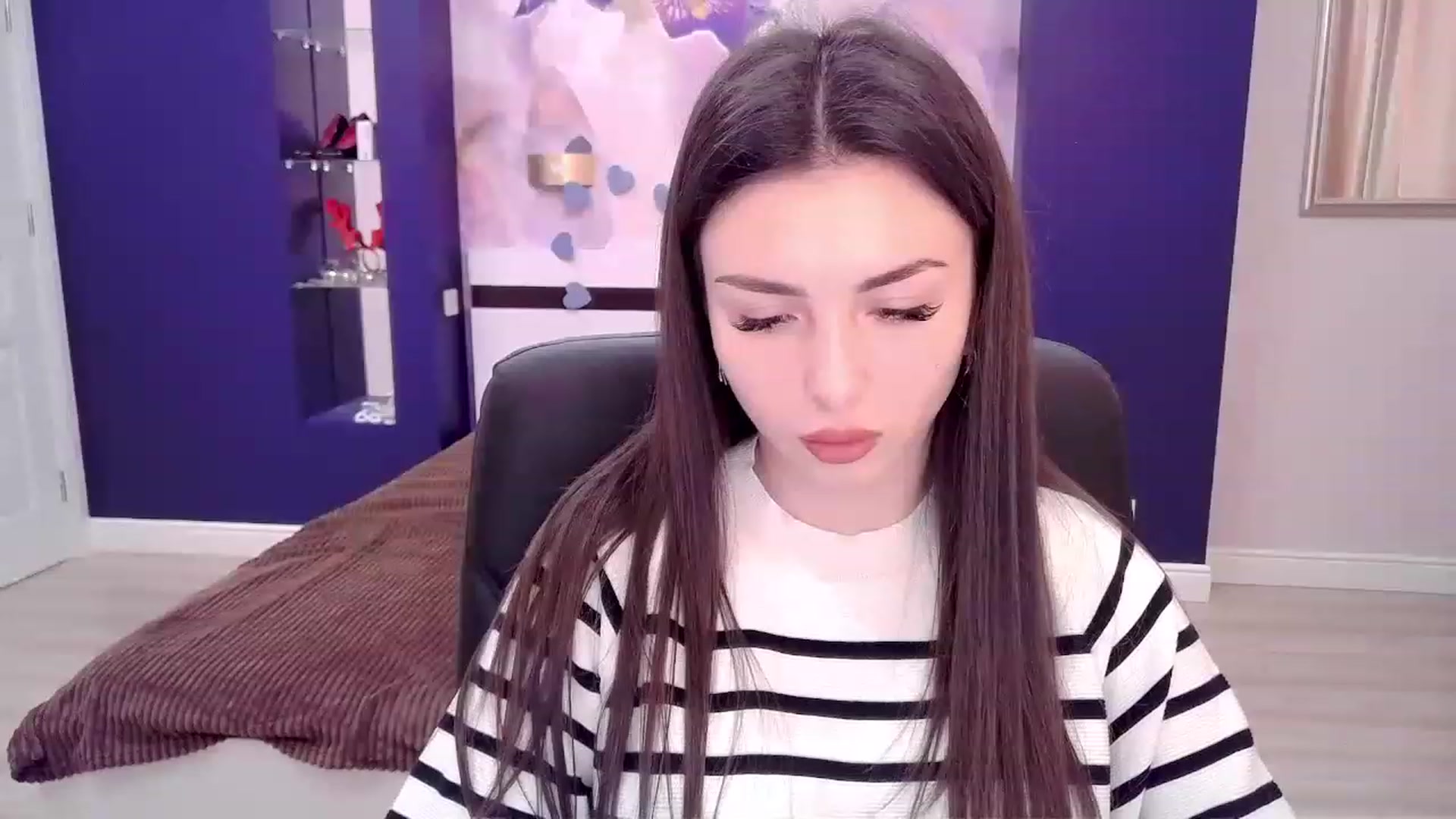 Gallery image thumbnail from Kamila_Rouds's myfreecams stream on, 12/26/2022, 09:14 image 2 of 20