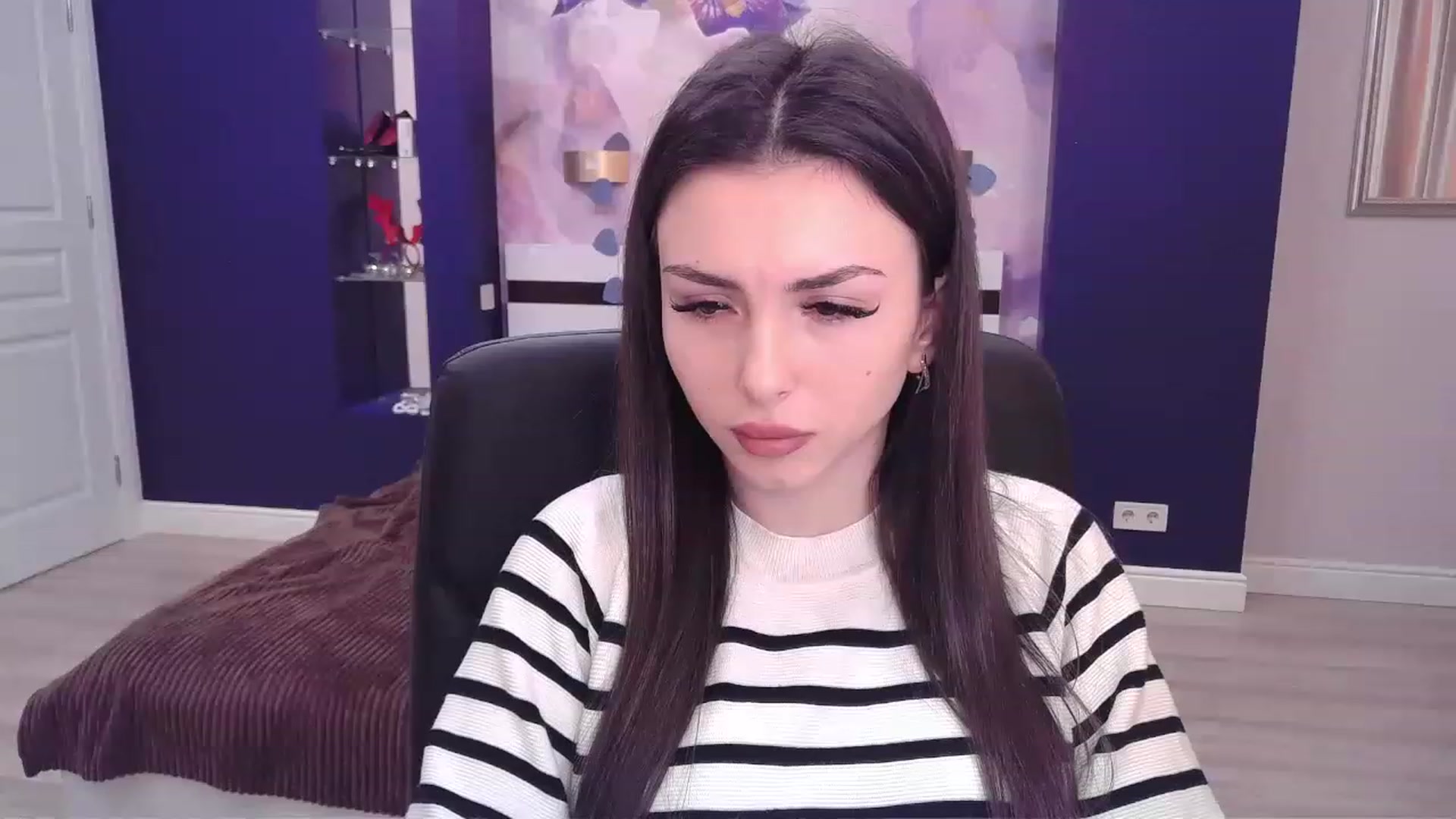 Gallery image thumbnail from Kamila_Rouds's myfreecams stream on, 01/04/2023, 09:43 image 1 of 20
