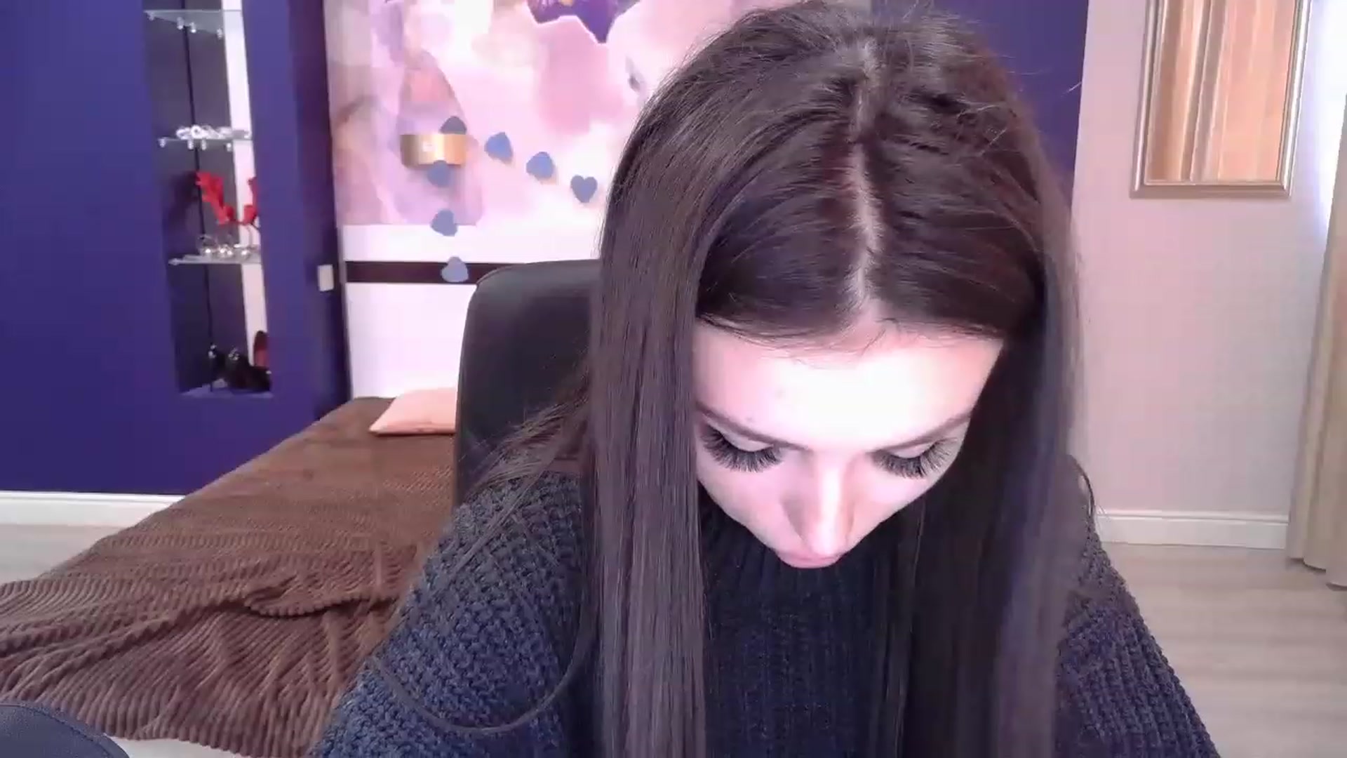 Gallery image thumbnail from Kamila_Rouds's myfreecams stream on, 01/27/2023, 11:19 image 17 of 20