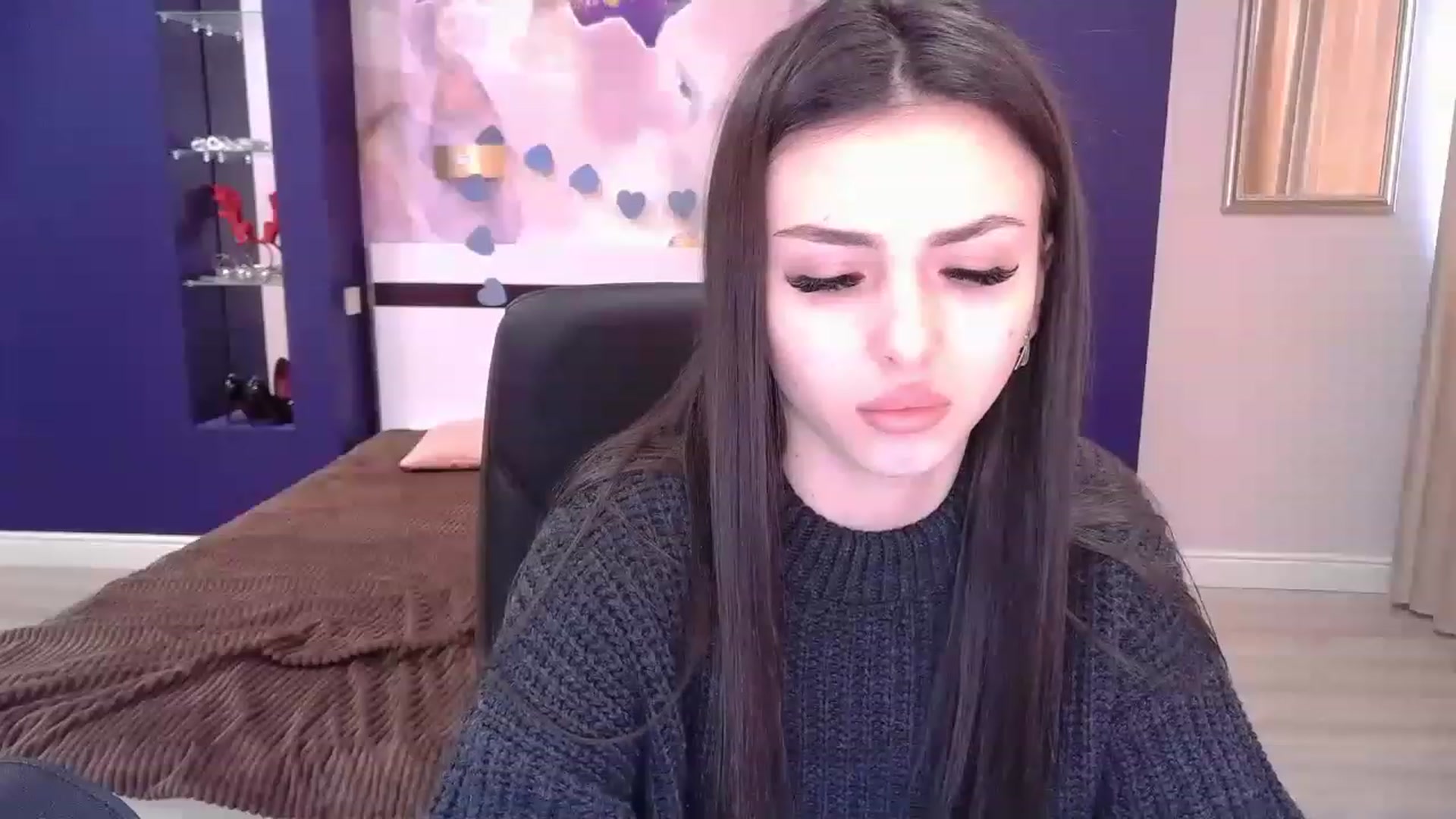 Gallery image thumbnail from Kamila_Rouds's myfreecams stream on, 01/27/2023, 11:19 image 19 of 20