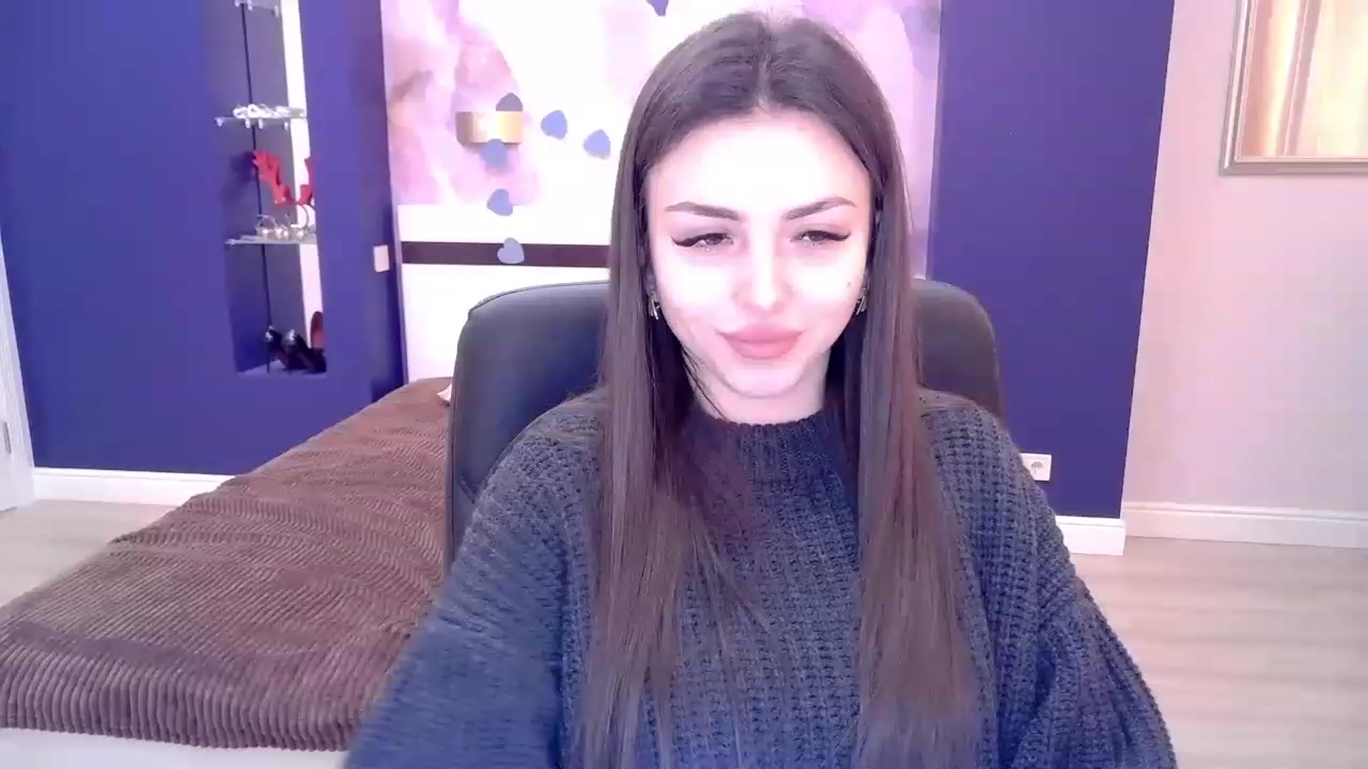 Gallery image thumbnail from Kamila_Rouds's myfreecams stream on, 01/30/2023, 08:47 image 13 of 20
