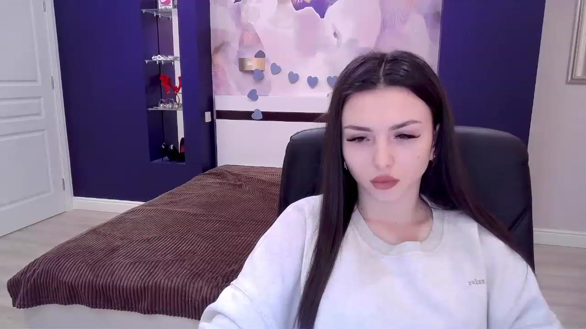 Gallery image thumbnail from Kamila_Rouds's myfreecams stream on, 02/03/2023, 10:46 image 17 of 20