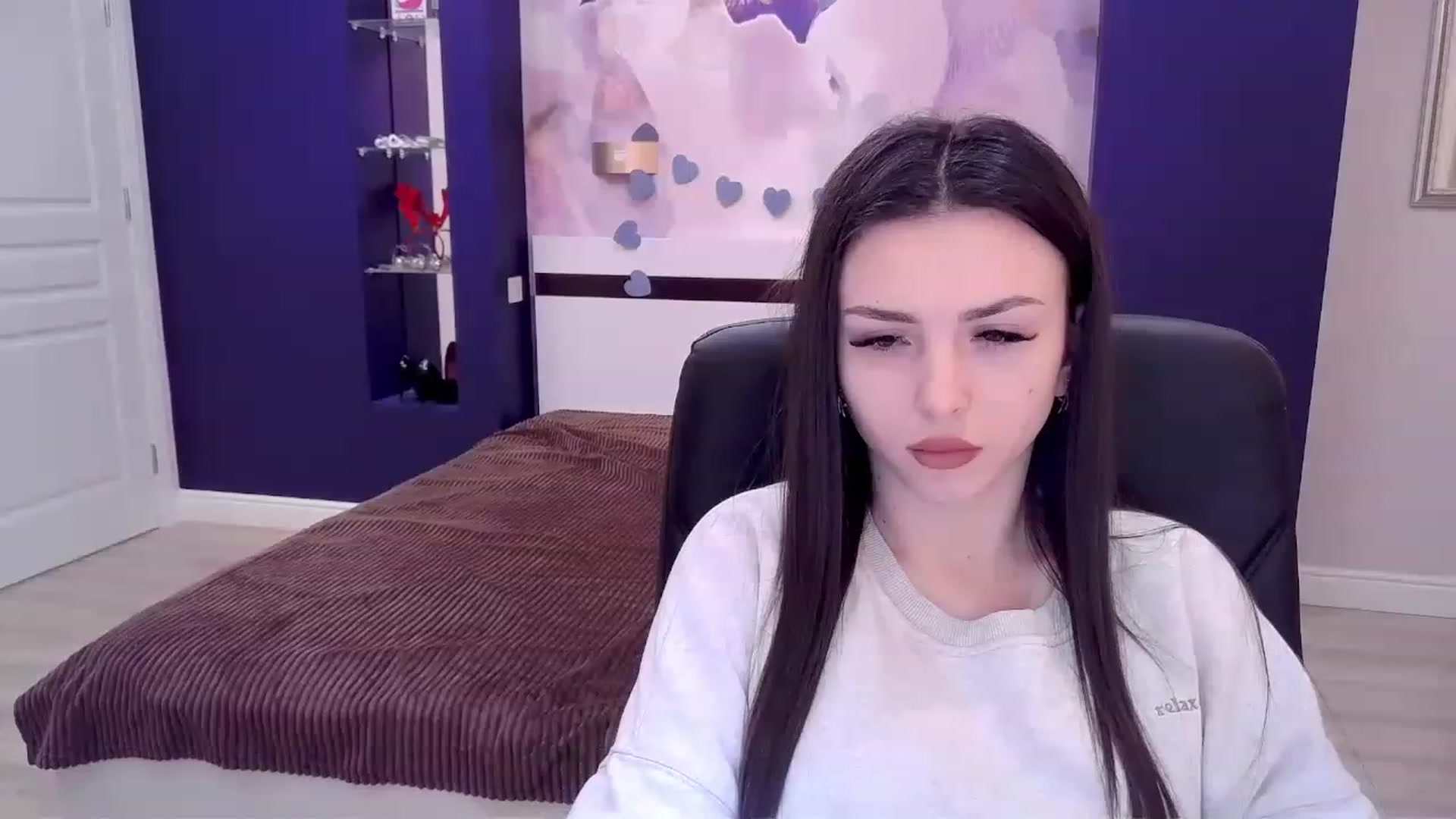 Gallery image thumbnail from Kamila_Rouds's myfreecams stream on, 02/03/2023, 10:46 image 10 of 20