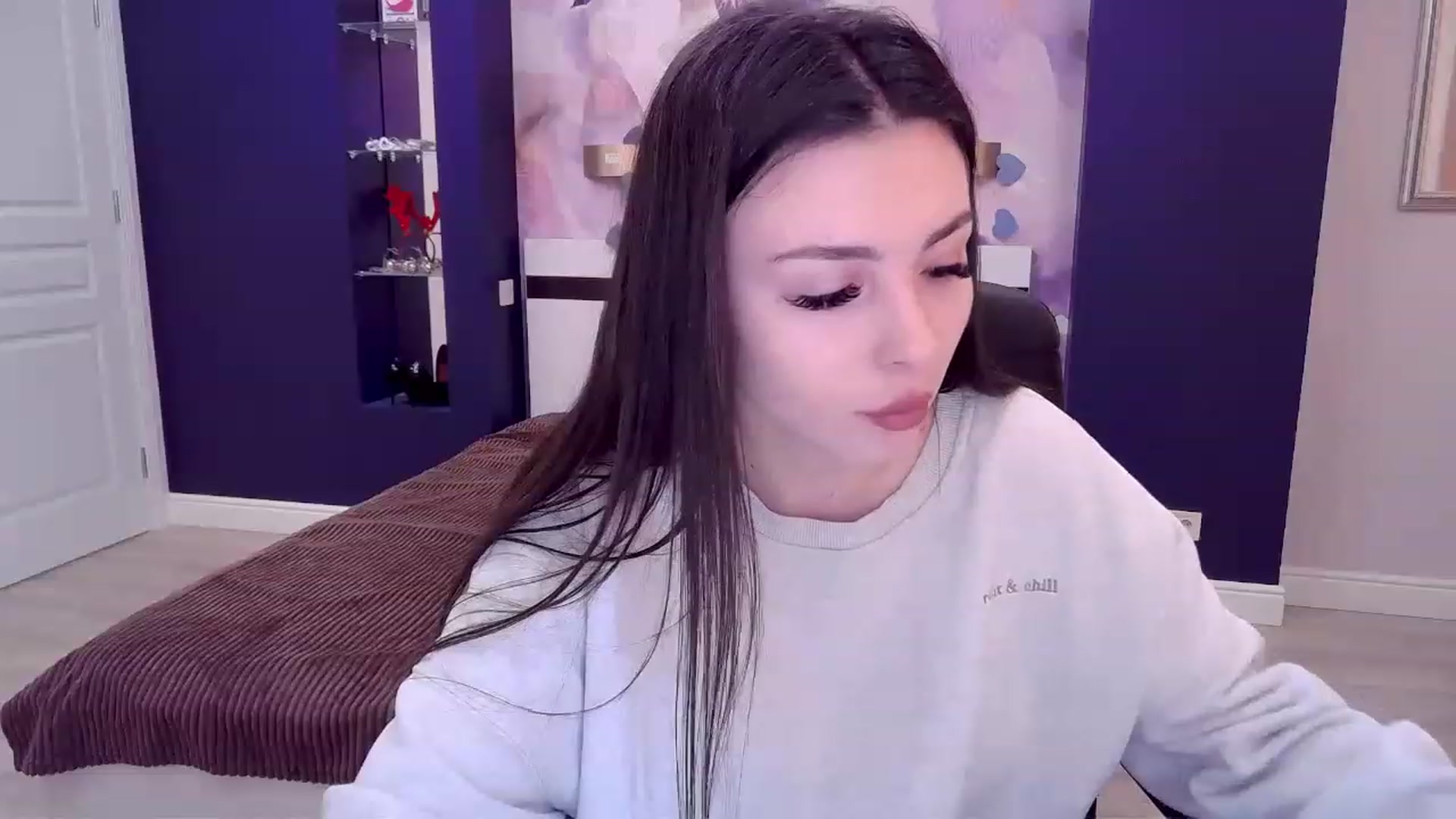 Gallery image thumbnail from Kamila_Rouds's myfreecams stream on, 02/03/2023, 11:11 image 12 of 20
