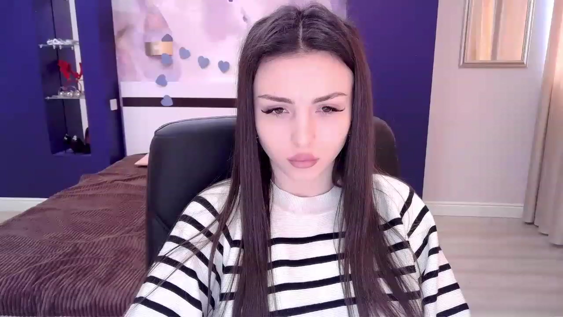 Gallery image thumbnail from Kamila_Rouds's myfreecams stream on, 02/07/2023, 10:43 image 15 of 20