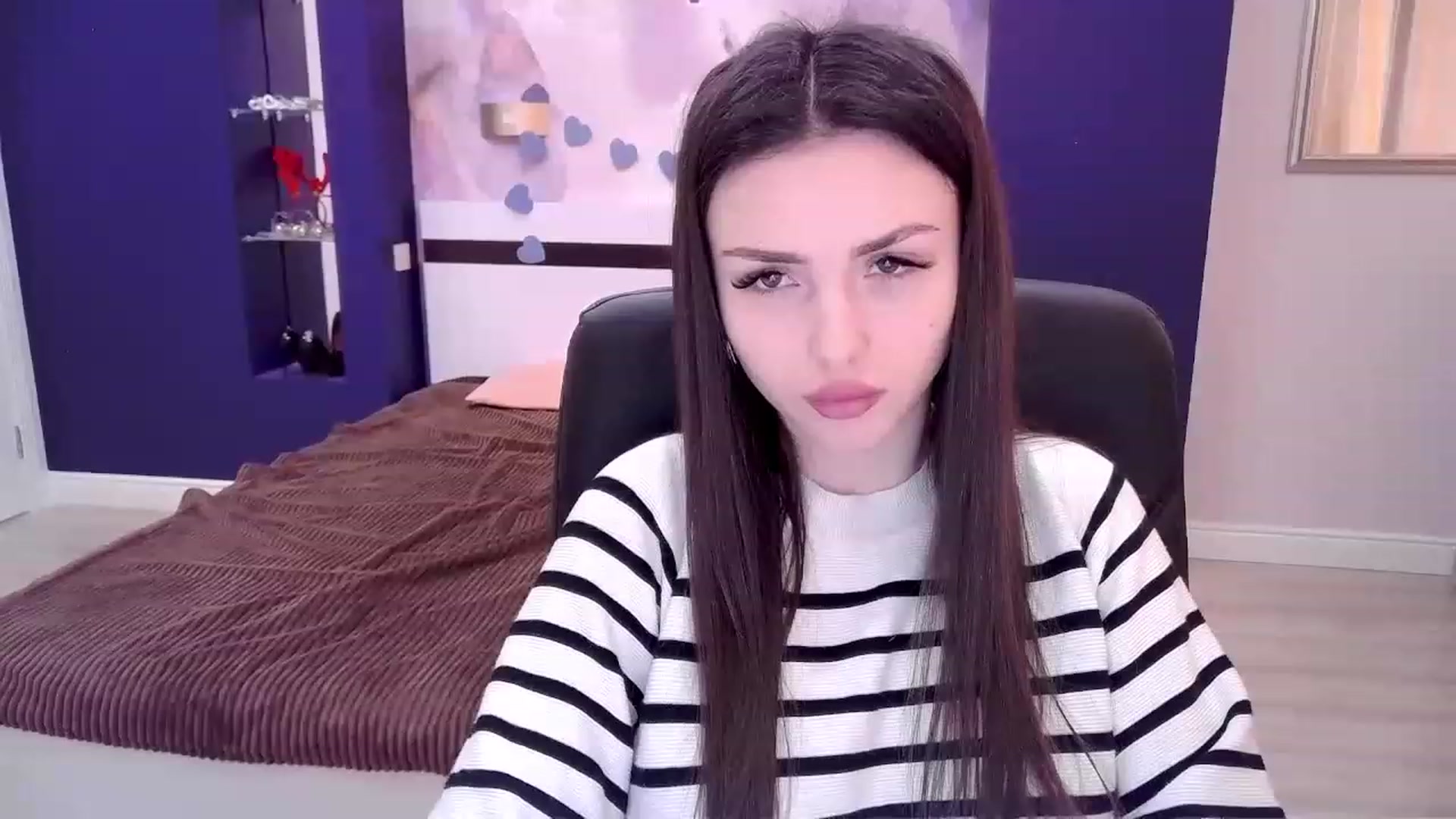 Gallery image thumbnail from Kamila_Rouds's myfreecams stream on, 02/07/2023, 11:32 image 12 of 20