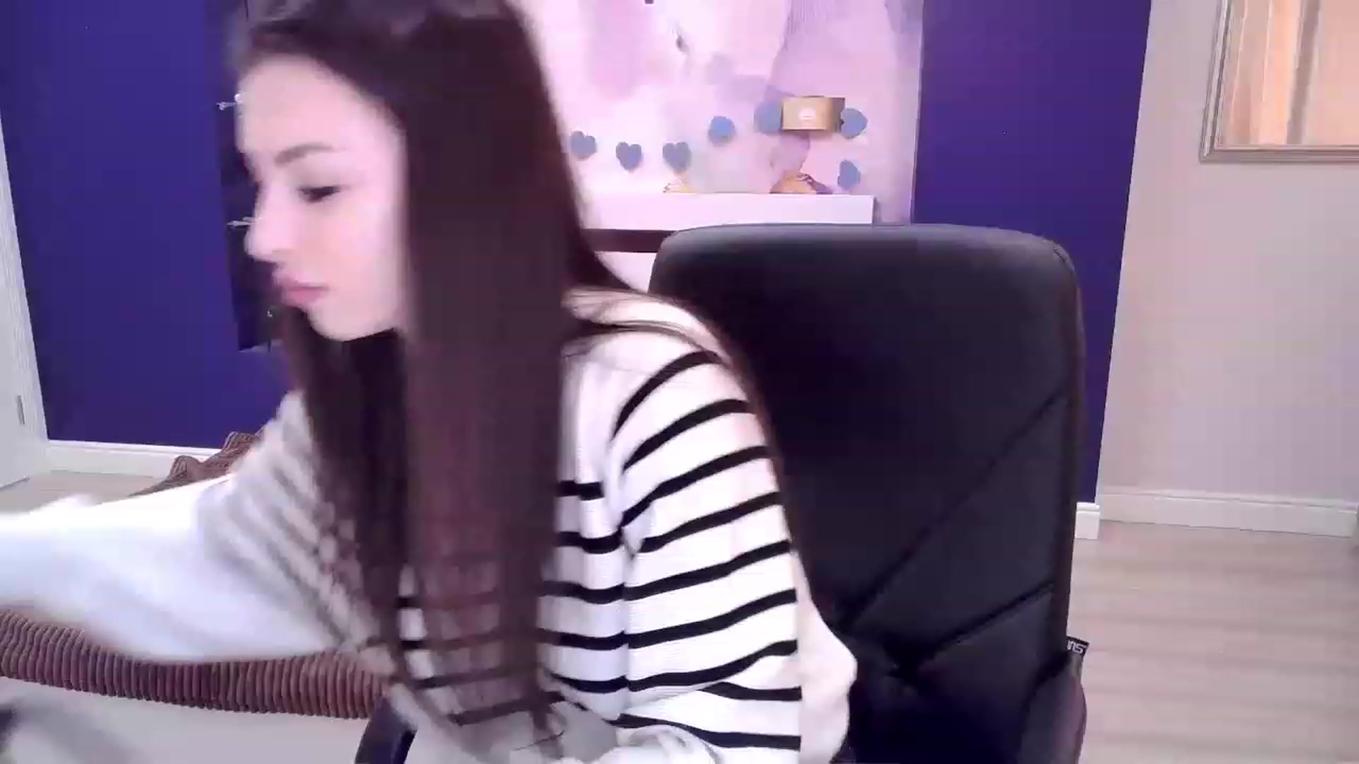 Gallery image thumbnail from Kamila_Rouds's myfreecams stream on, 02/07/2023, 11:32 image 17 of 20