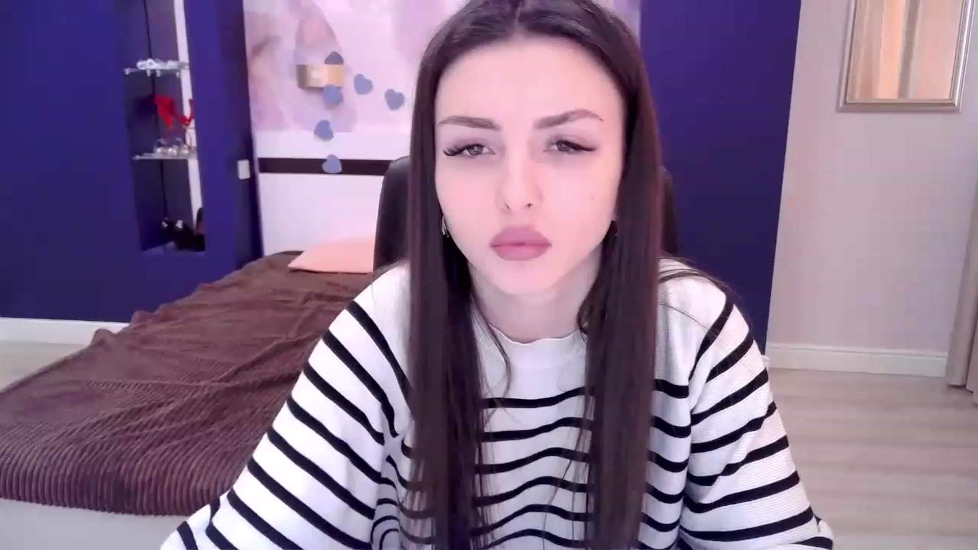 Gallery image thumbnail from Kamila_Rouds's myfreecams stream on, 02/07/2023, 11:32 image 19 of 20