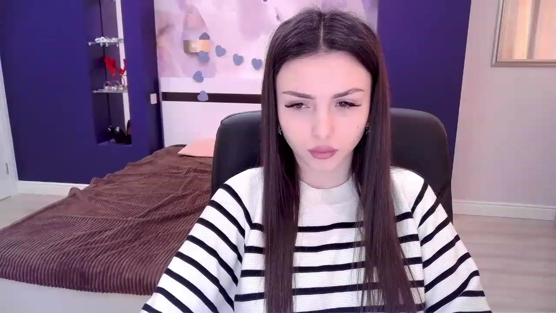 Gallery image thumbnail from Kamila_Rouds's myfreecams stream on, 02/07/2023, 11:32 image 9 of 20