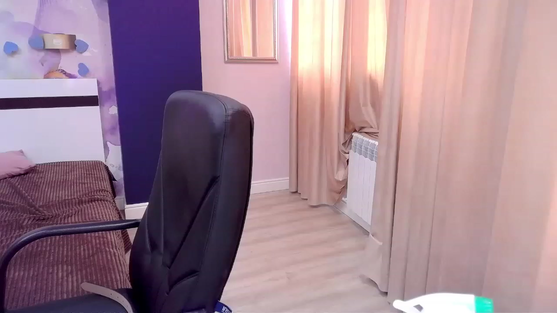 Gallery image thumbnail from Kamila_Rouds's myfreecams stream on, 02/07/2023, 11:32 image 20 of 20