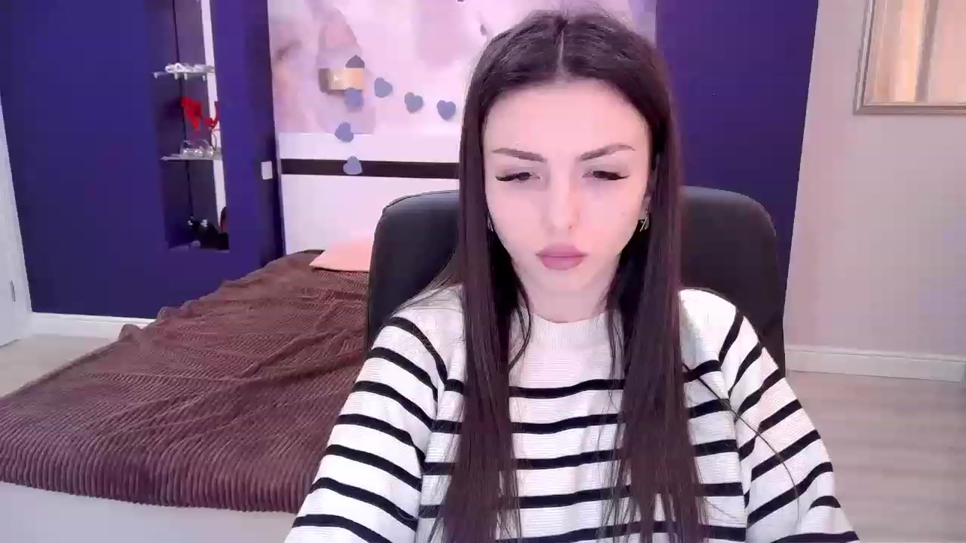 Gallery image thumbnail from Kamila_Rouds's myfreecams stream on, 02/07/2023, 11:32 image 5 of 20