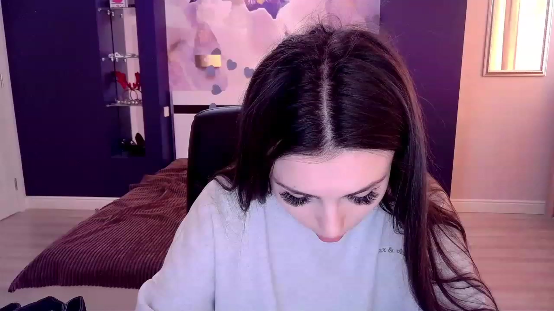 Gallery image thumbnail from Kamila_Rouds's myfreecams stream on, 03/03/2023, 11:32 image 19 of 20
