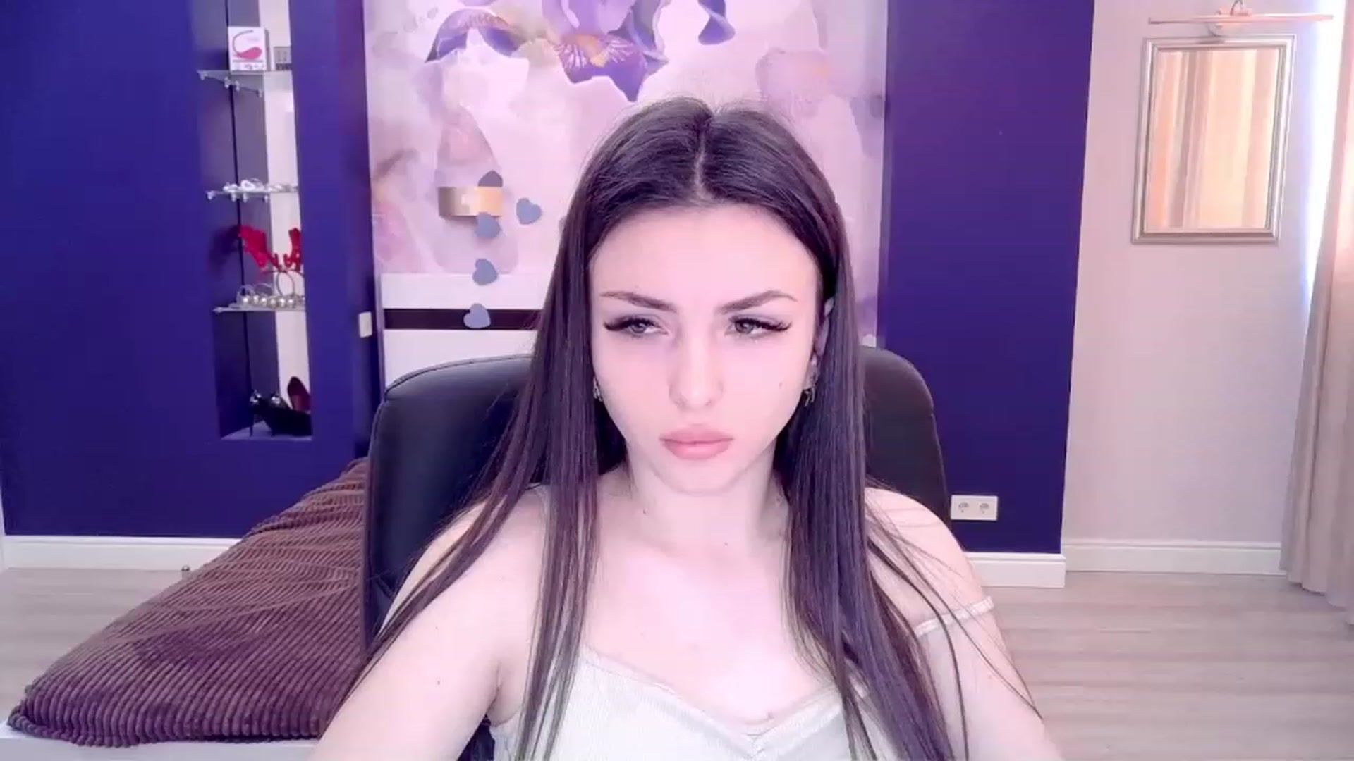 Gallery image thumbnail from Kamila_Rouds's myfreecams stream on, 03/20/2023, 09:56 image 7 of 20
