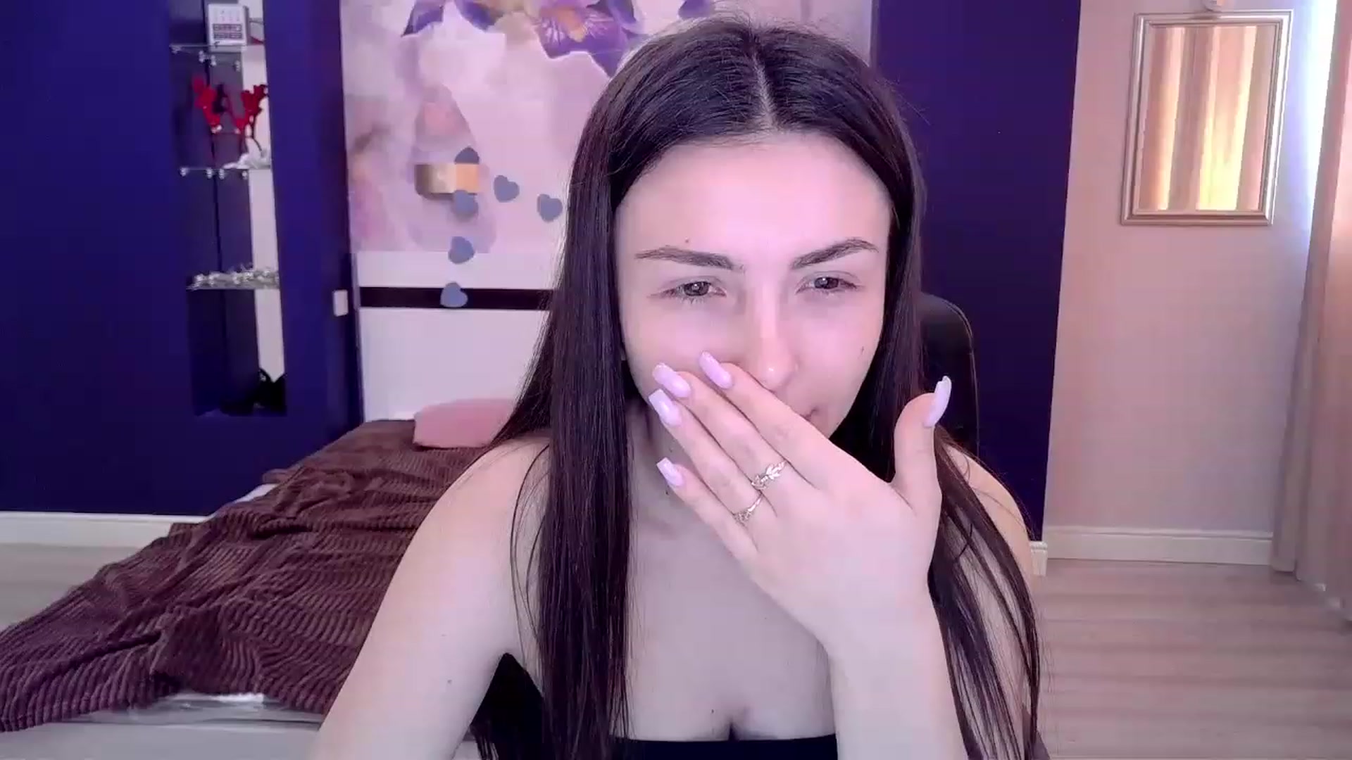 Gallery image thumbnail from Kamila_Rouds's myfreecams stream on, 05/02/2023, 10:32 image 17 of 20