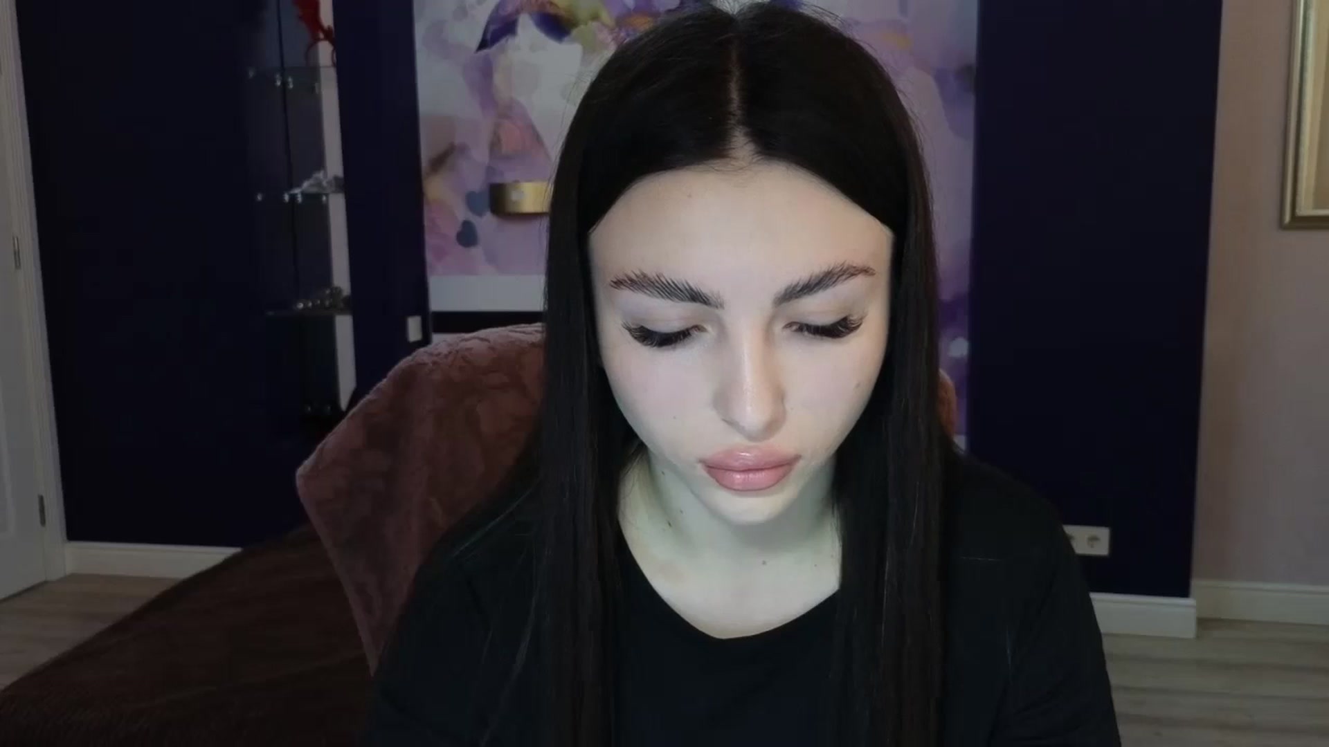 Gallery image thumbnail from Kamila_Rouds's myfreecams stream on, 05/20/2024, 07:35 image 17 of 20