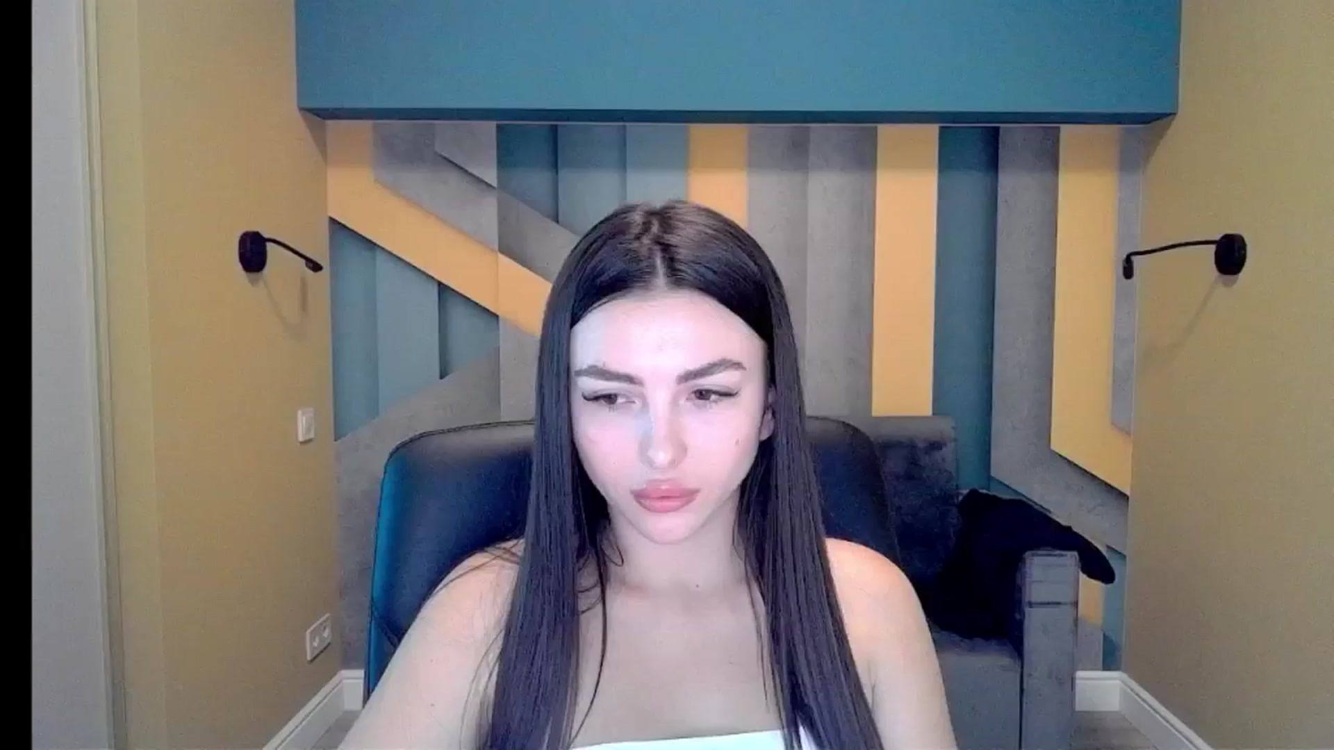 Gallery image thumbnail from Kamila_Rouds's myfreecams stream on, 08/24/2024, 07:14 image 14 of 20