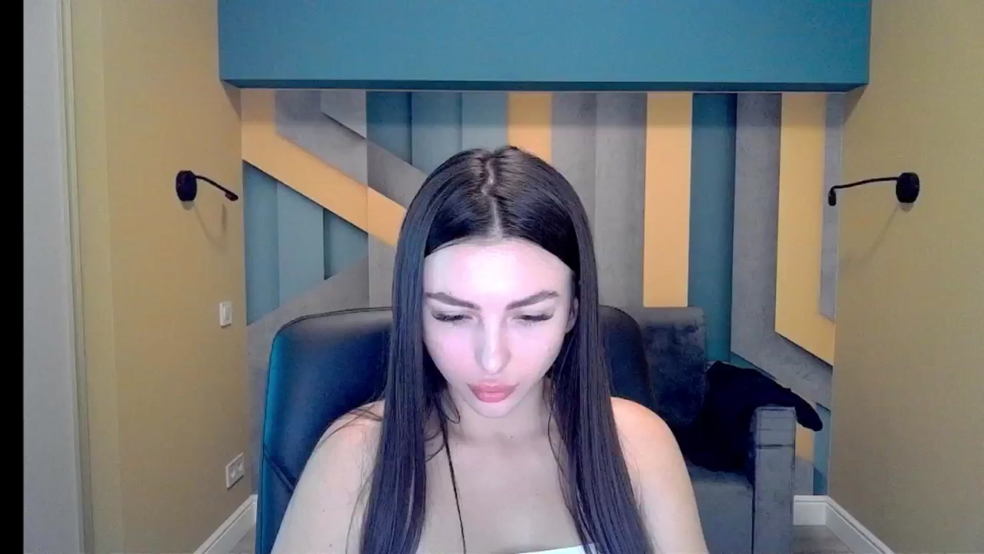 Gallery image thumbnail from Kamila_Rouds's myfreecams stream on, 08/24/2024, 07:14 image 19 of 20