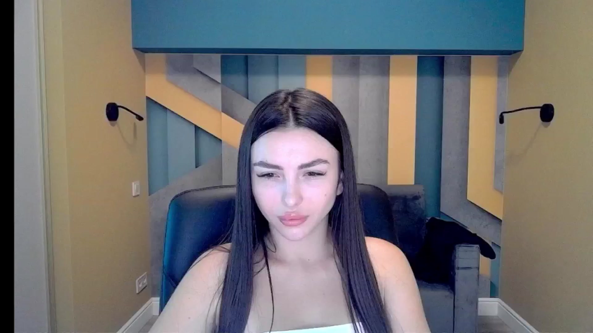 Gallery image thumbnail from Kamila_Rouds's myfreecams stream on, 08/24/2024, 07:14 image 18 of 20