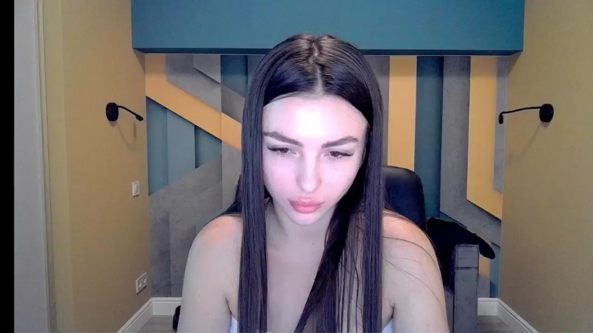 Gallery image thumbnail from Kamila_Rouds's myfreecams stream on, 08/24/2024, 07:14 image 6 of 20
