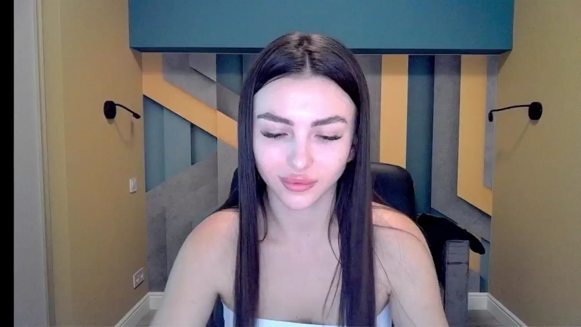 Gallery image thumbnail from Kamila_Rouds's myfreecams stream on, 08/24/2024, 07:14 image 7 of 20
