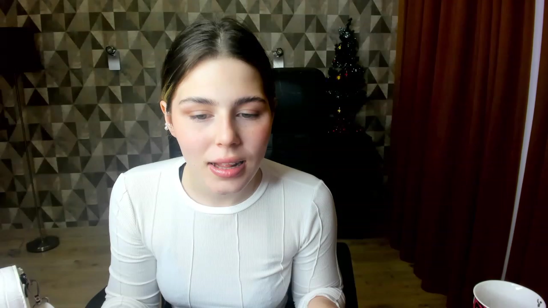 Gallery image thumbnail from Kamila_Swen's myfreecams stream on, 01/28/2023, 11:43 image 5 of 20