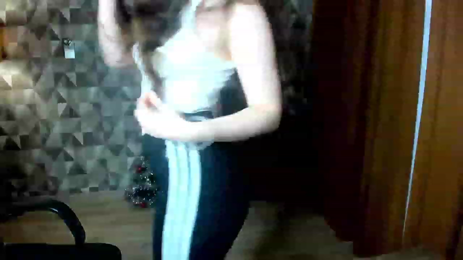 Gallery image thumbnail from Kamila_Swen's myfreecams stream on, 01/29/2023, 12:56 image 16 of 20
