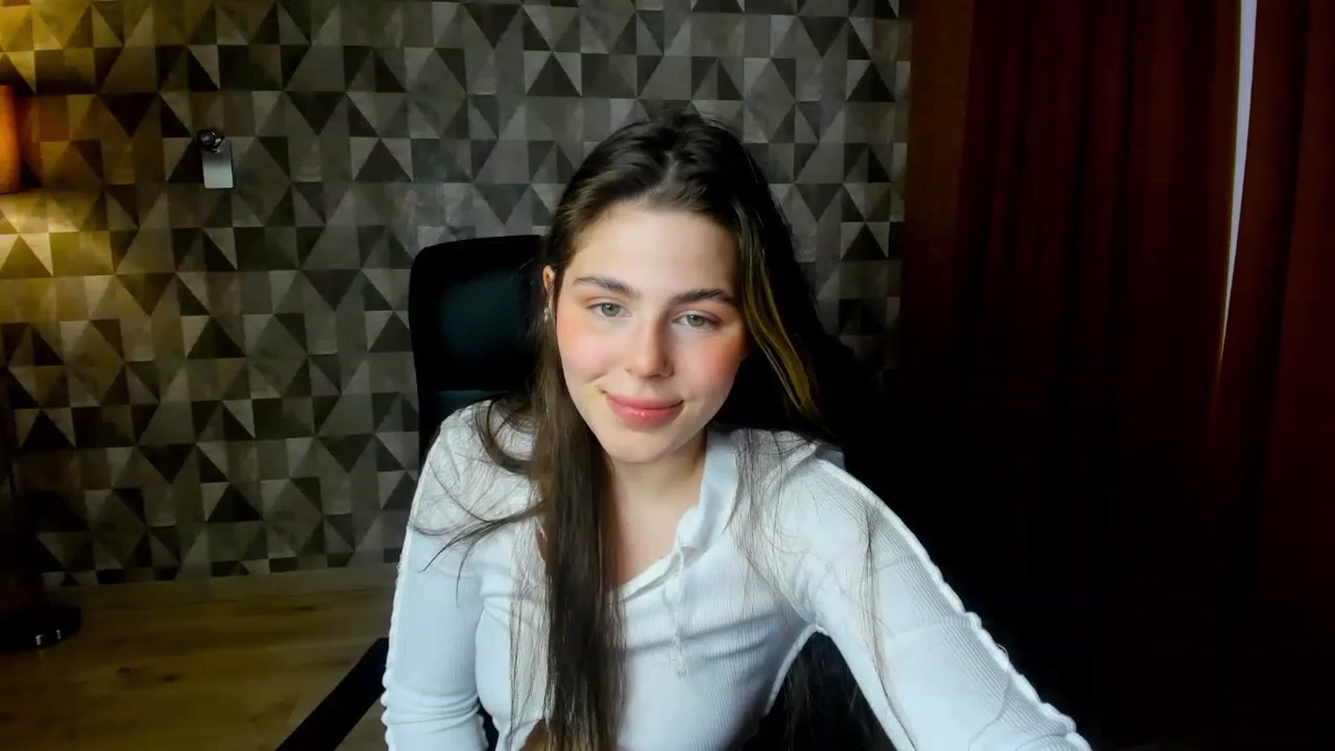 Gallery image thumbnail from Kamila_Swen's myfreecams stream on, 02/02/2023, 11:49 image 8 of 20