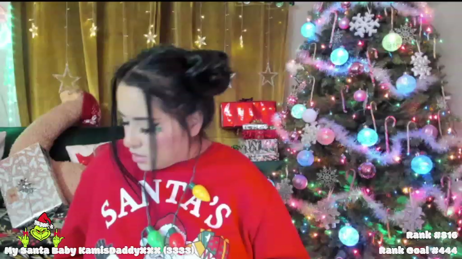 Gallery image thumbnail from Kamila__'s myfreecams stream on, 12/03/2022, 06:37 image 10 of 20