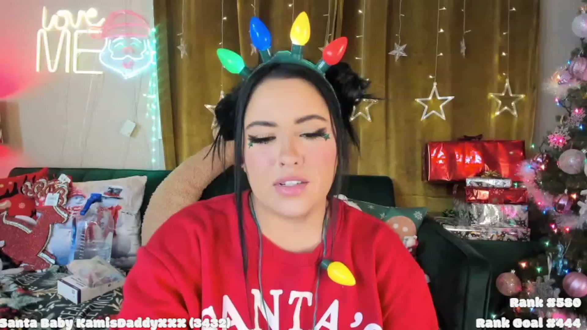 Gallery image thumbnail from Kamila__'s myfreecams stream on, 12/03/2022, 10:08 image 1 of 20