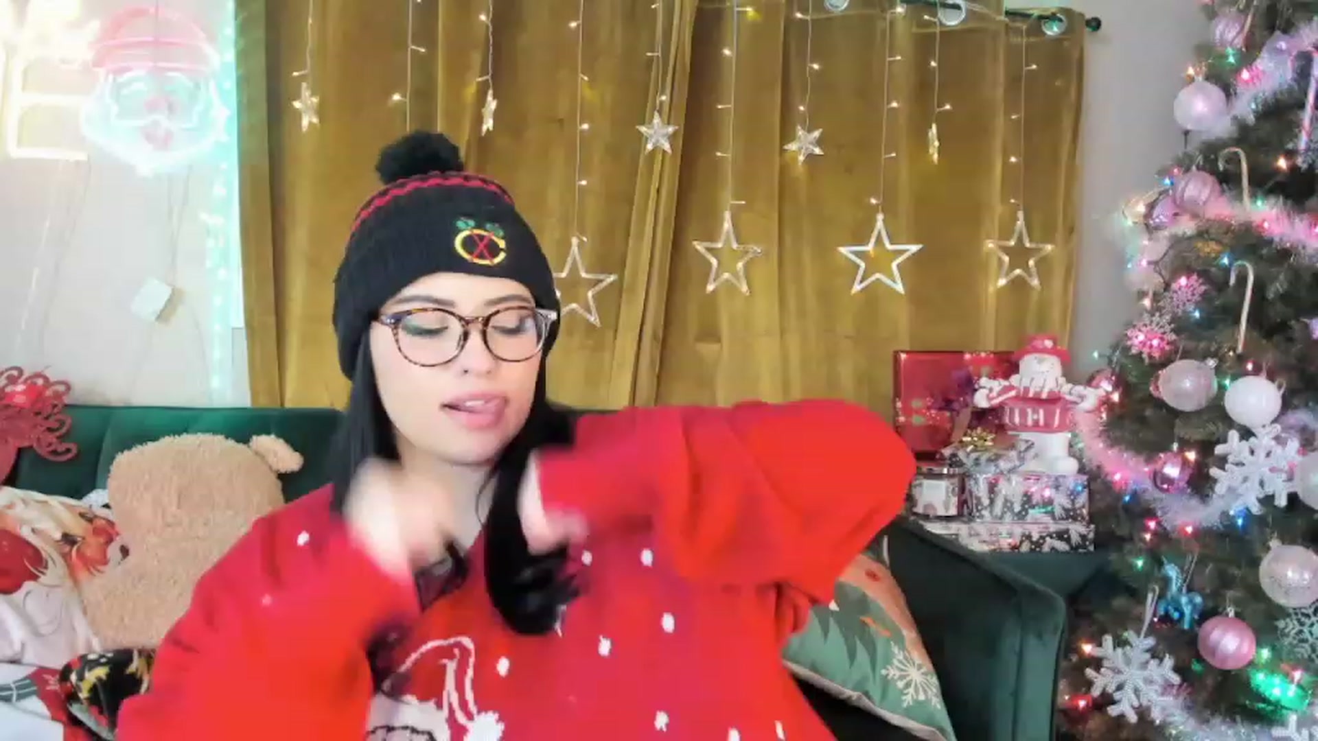 Gallery image thumbnail from Kamila__'s myfreecams stream on, 12/05/2022, 06:07 image 1 of 20