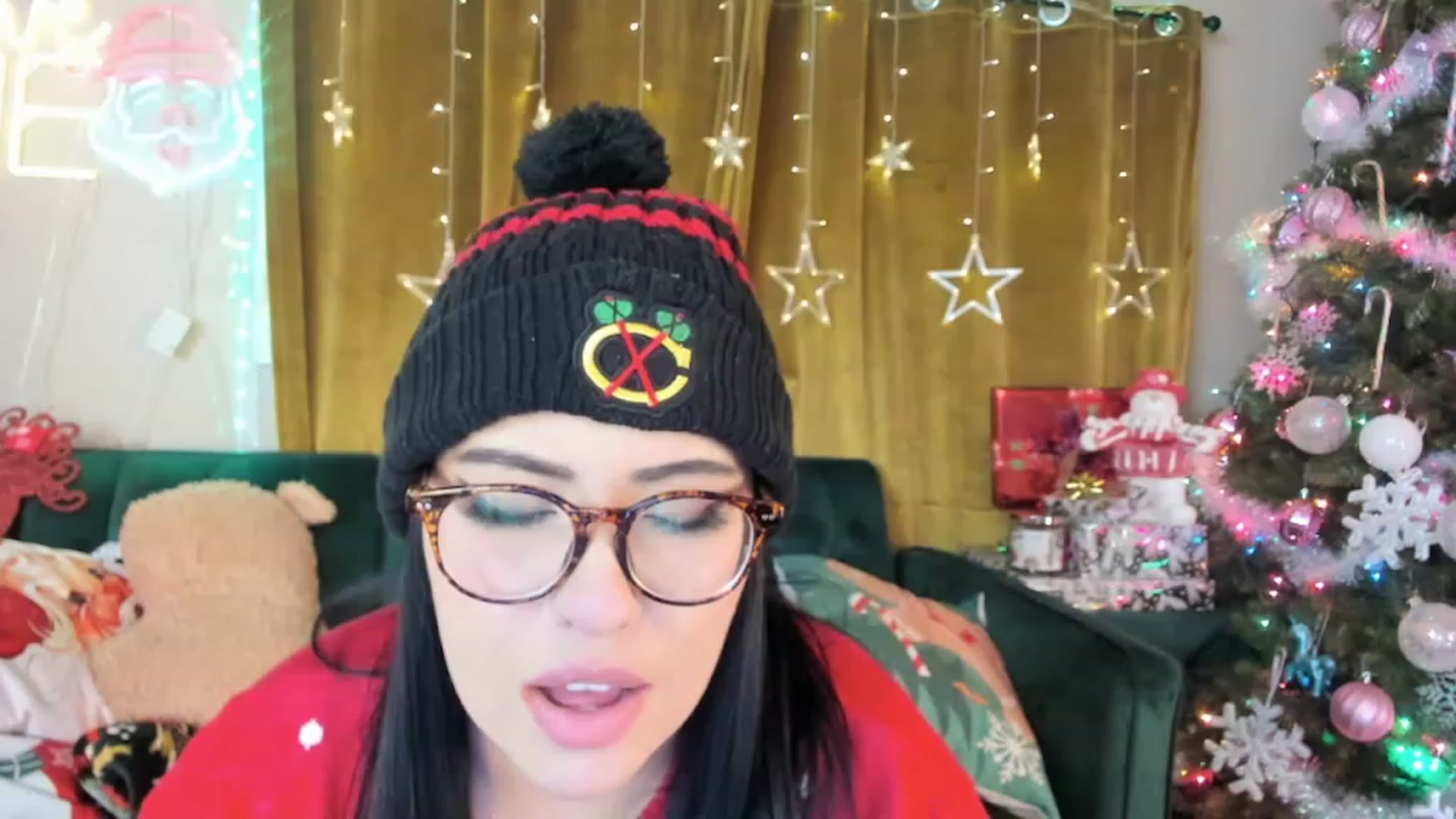 Gallery image thumbnail from Kamila__'s myfreecams stream on, 12/05/2022, 06:07 image 4 of 20