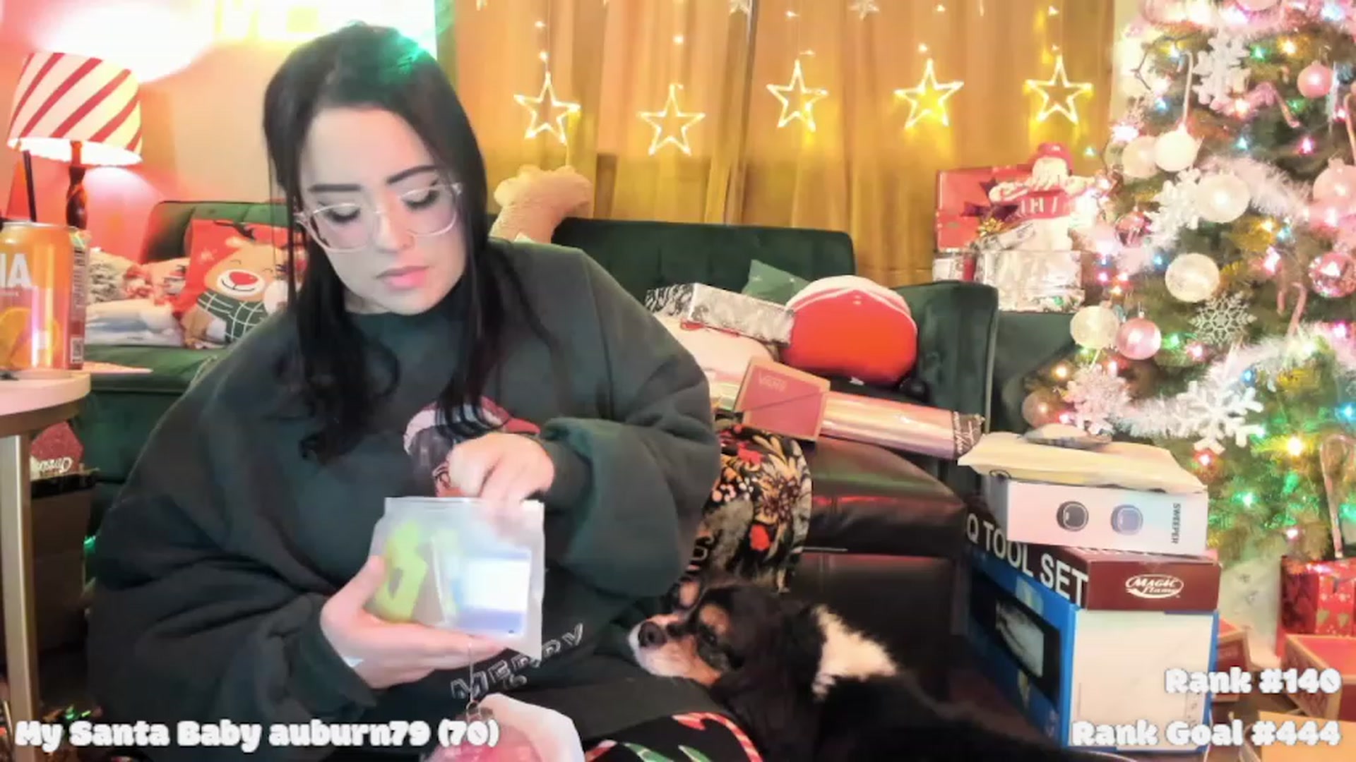 Gallery image thumbnail from Kamila__'s myfreecams stream on, 12/06/2022, 23:29 image 9 of 20