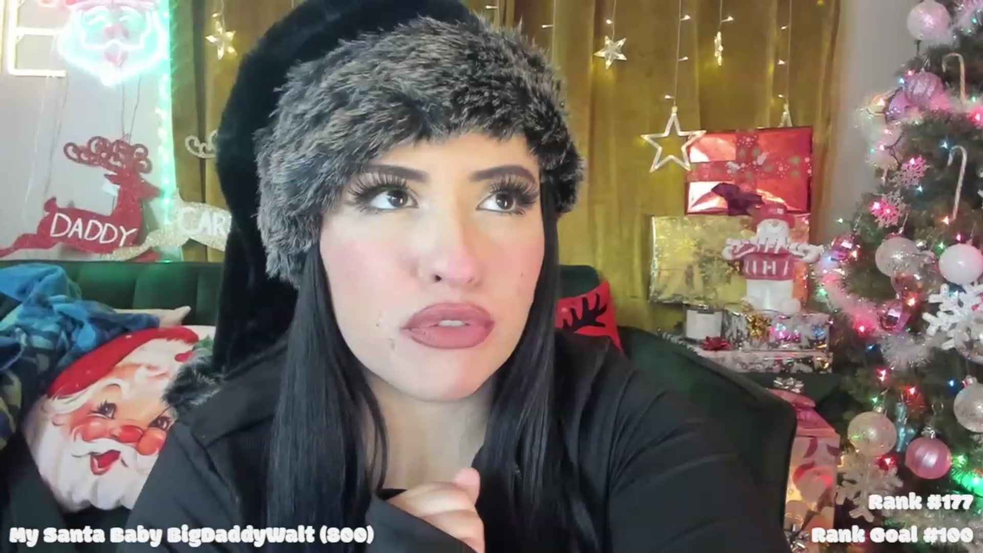 Gallery image thumbnail from Kamila__'s myfreecams stream on, 12/15/2022, 12:11 image 3 of 20