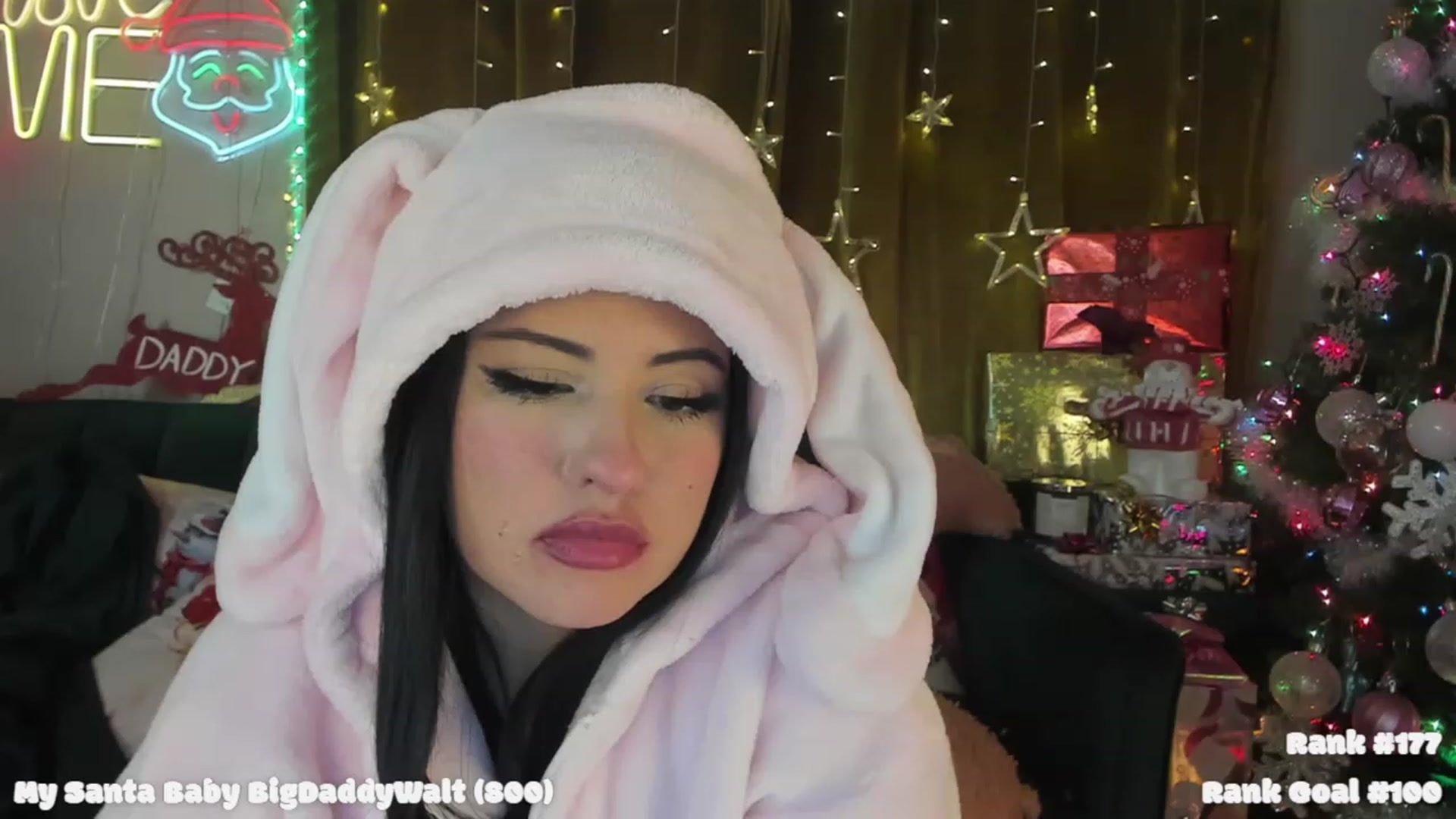 Gallery image thumbnail from Kamila__'s myfreecams stream on, 12/15/2022, 12:11 image 16 of 20