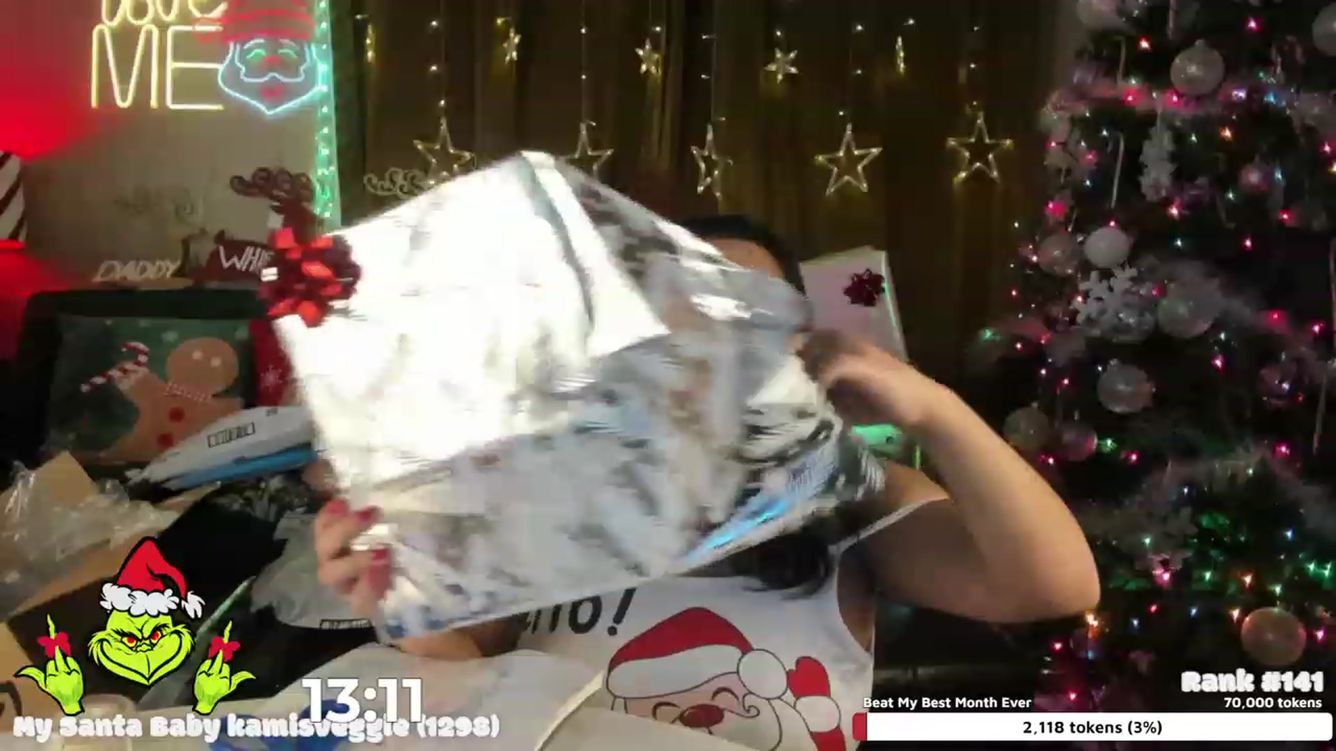 Gallery image thumbnail from Kamila__'s myfreecams stream on, 12/20/2022, 04:14 image 12 of 20