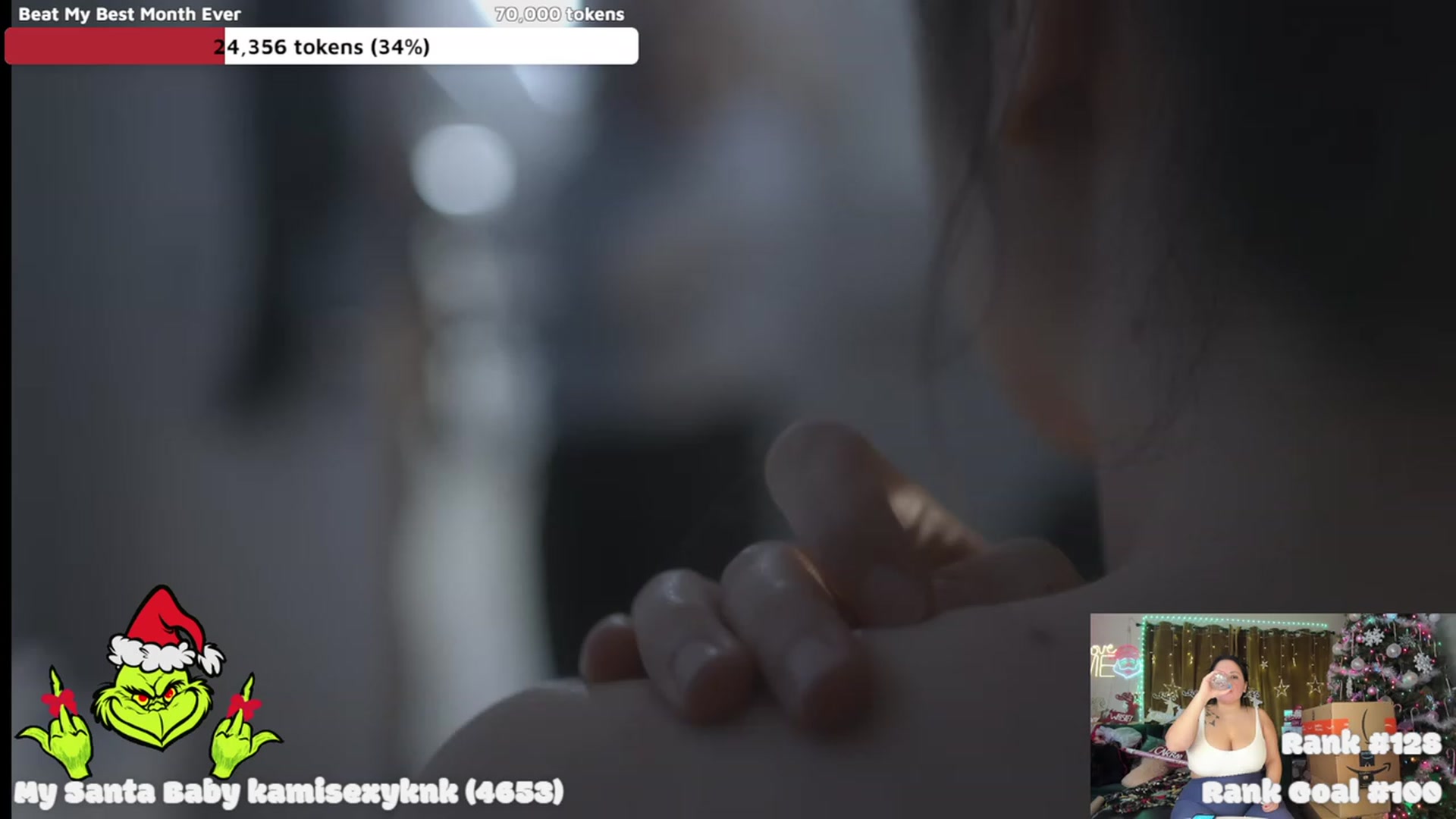 Gallery image thumbnail from Kamila__'s myfreecams stream on, 12/22/2022, 06:04 image 18 of 20