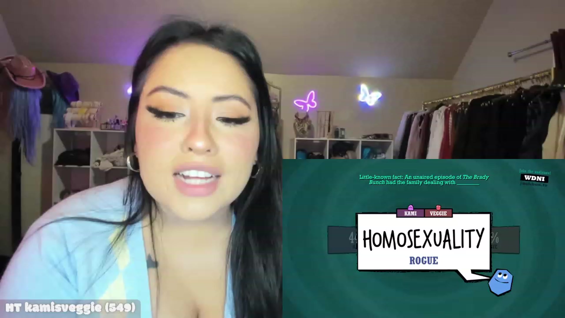 Gallery image thumbnail from Kamila__'s myfreecams stream on, 01/16/2023, 24:02 image 3 of 20