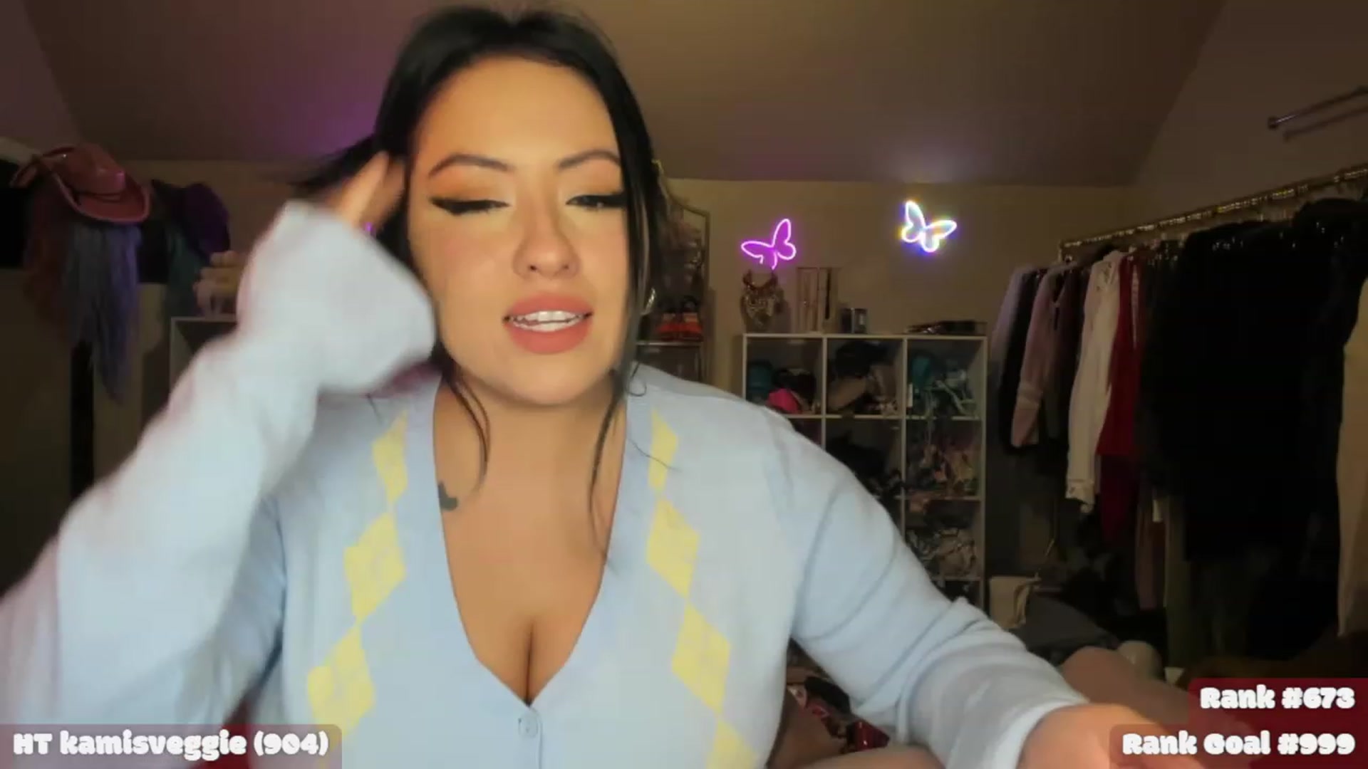 Gallery image thumbnail from Kamila__'s myfreecams stream on, 01/16/2023, 07:41 image 9 of 20