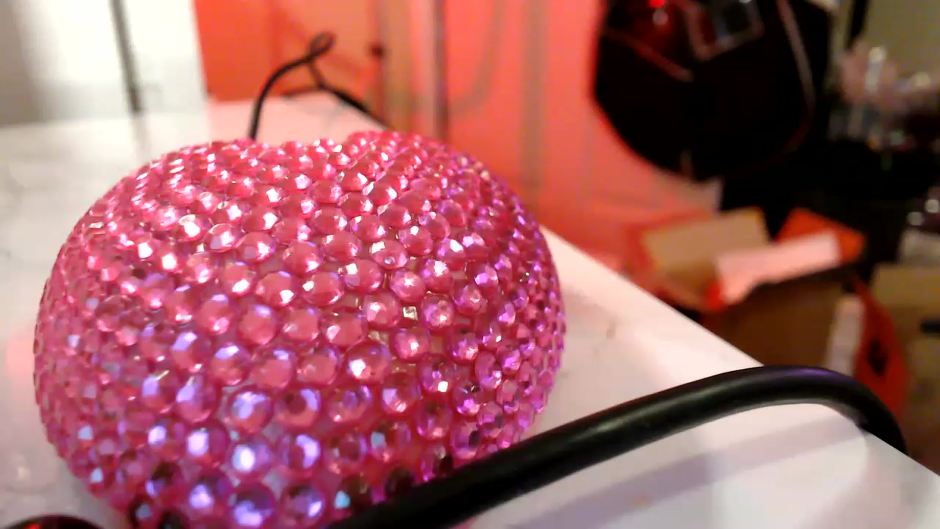 Gallery image thumbnail from Kamila__'s myfreecams stream on, 01/28/2023, 08:21 image 5 of 20