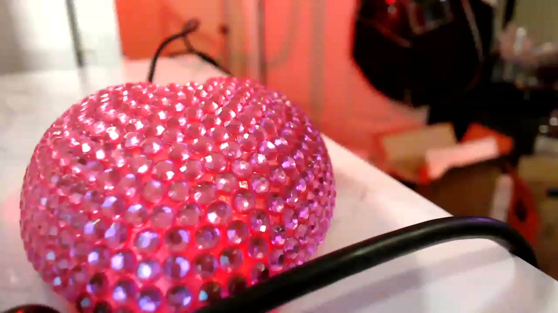 Gallery image thumbnail from Kamila__'s myfreecams stream on, 01/28/2023, 08:21 image 2 of 20