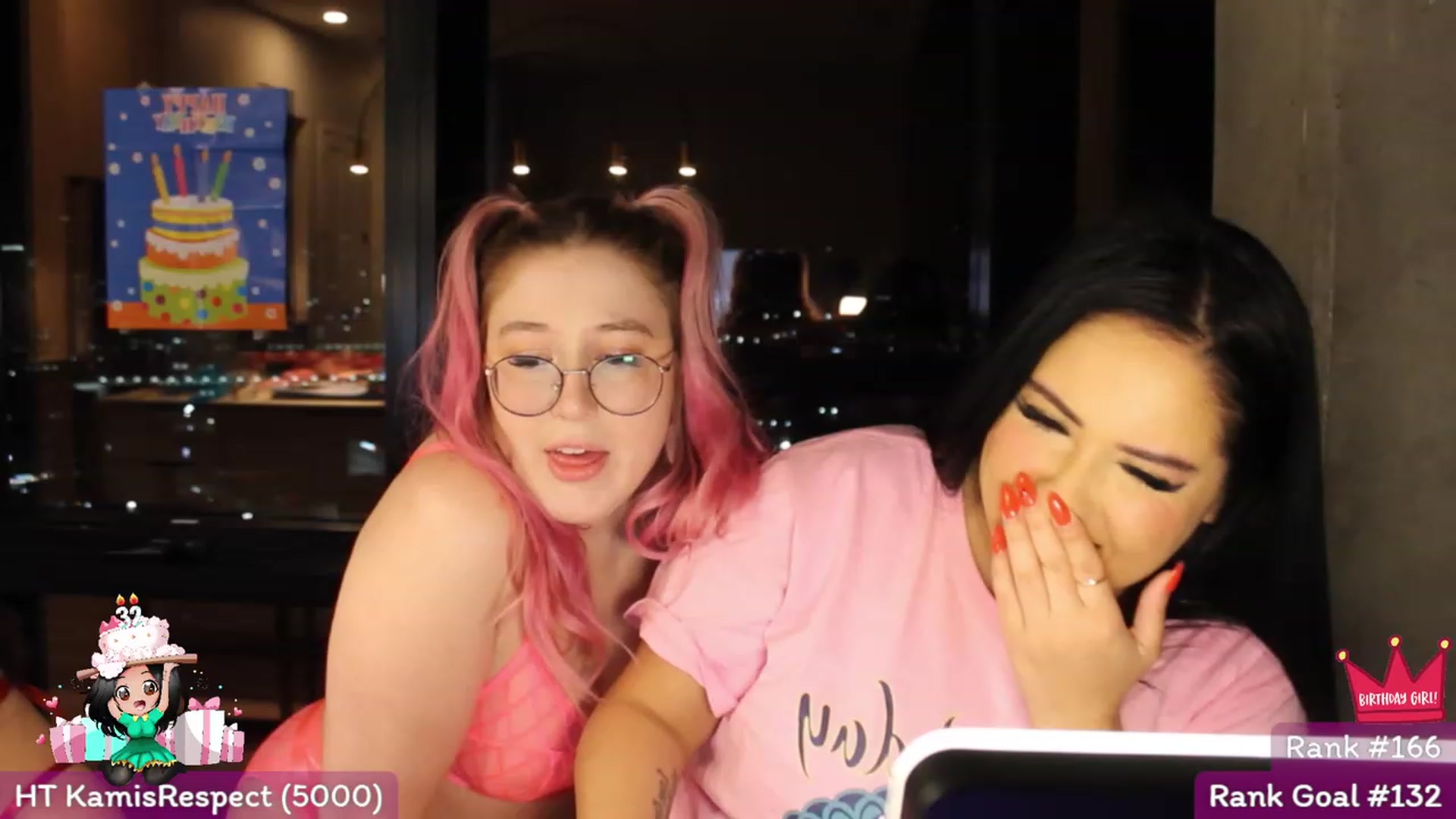 Gallery image thumbnail from Kamila__'s myfreecams stream on, 02/11/2023, 02:44 image 13 of 20