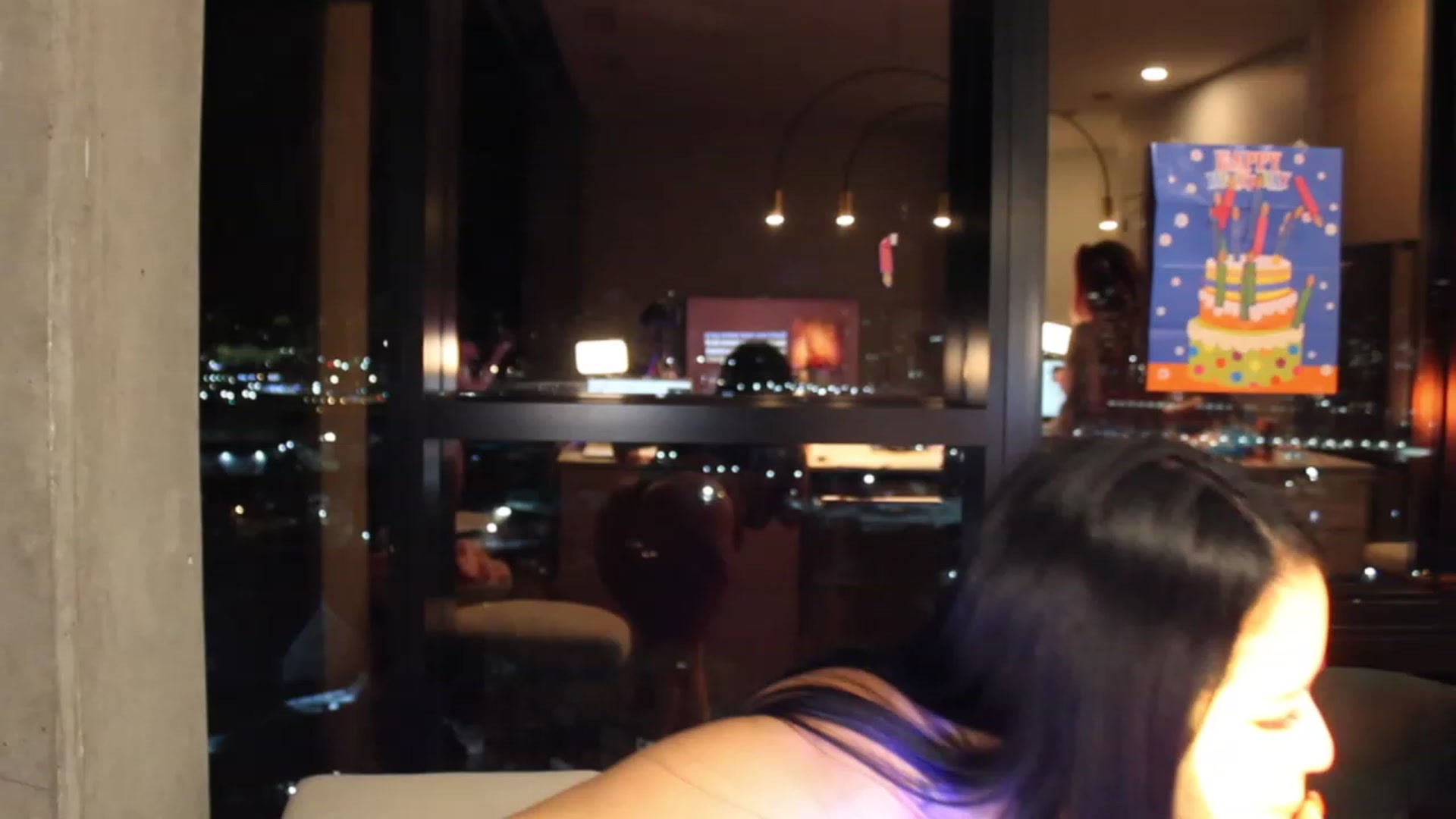 Gallery image thumbnail from Kamila__'s myfreecams stream on, 02/11/2023, 04:59 image 10 of 20