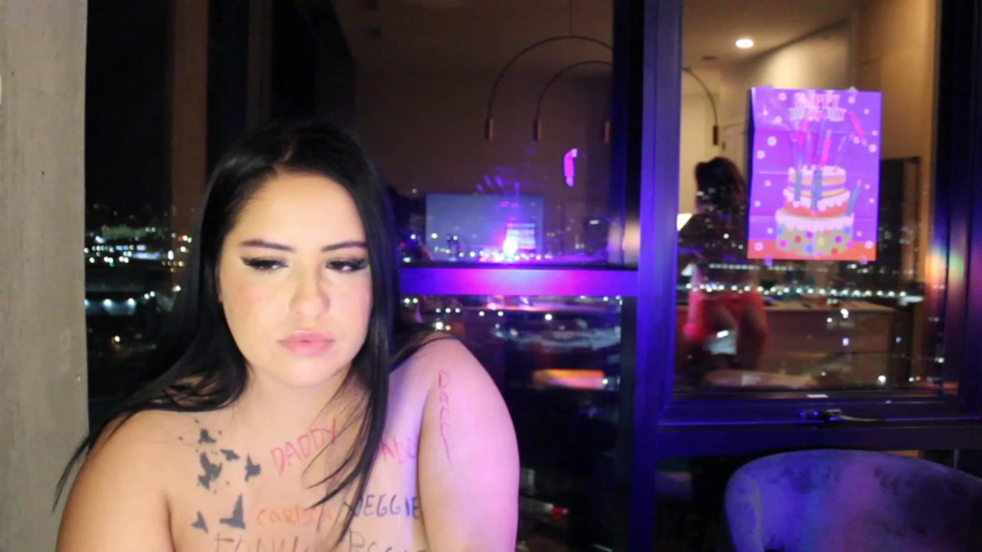 Gallery image thumbnail from Kamila__'s myfreecams stream on, 02/11/2023, 06:36 image 1 of 20